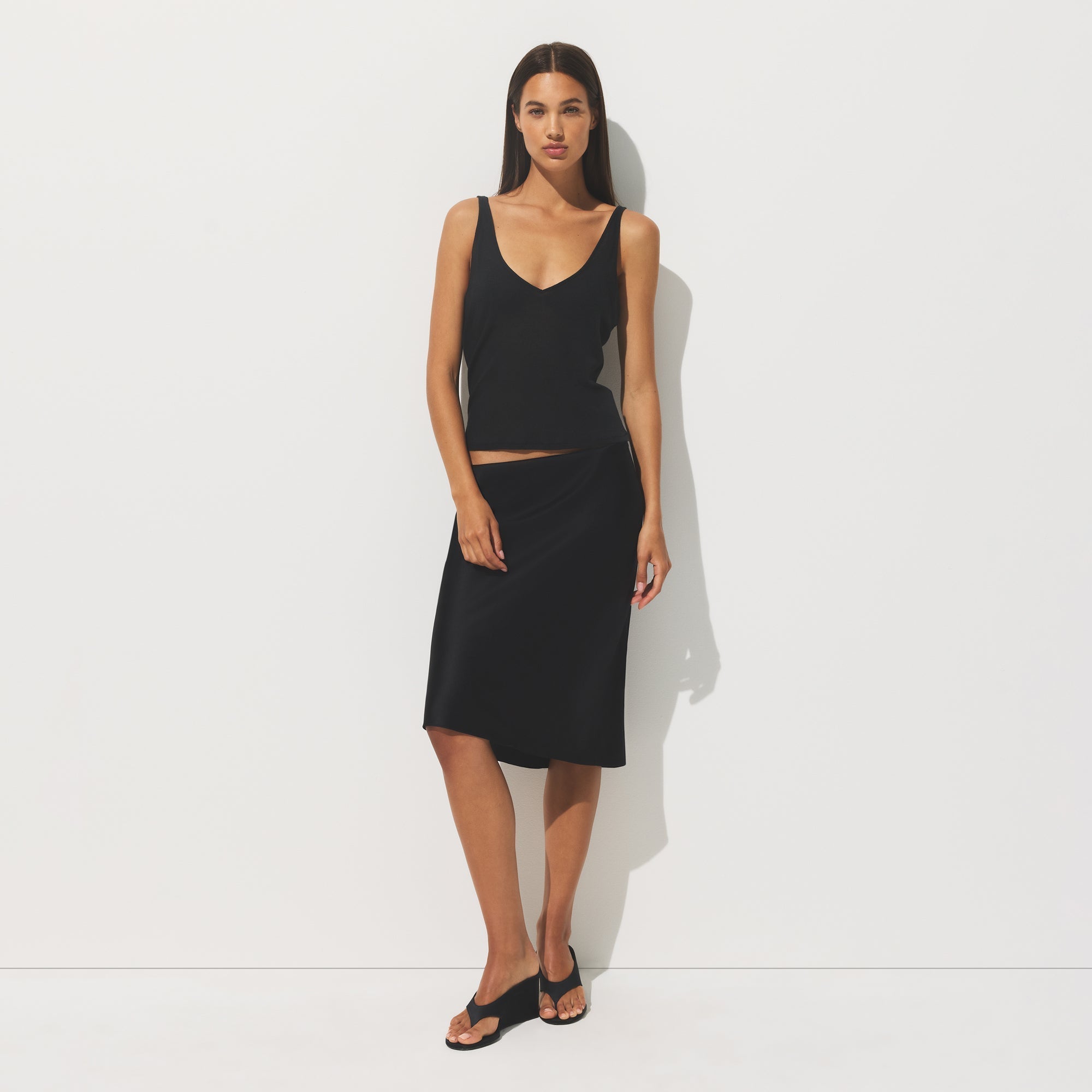 SKIMS SHEER RIB V NECK TANK | SOOT - Sneaker Türkiye