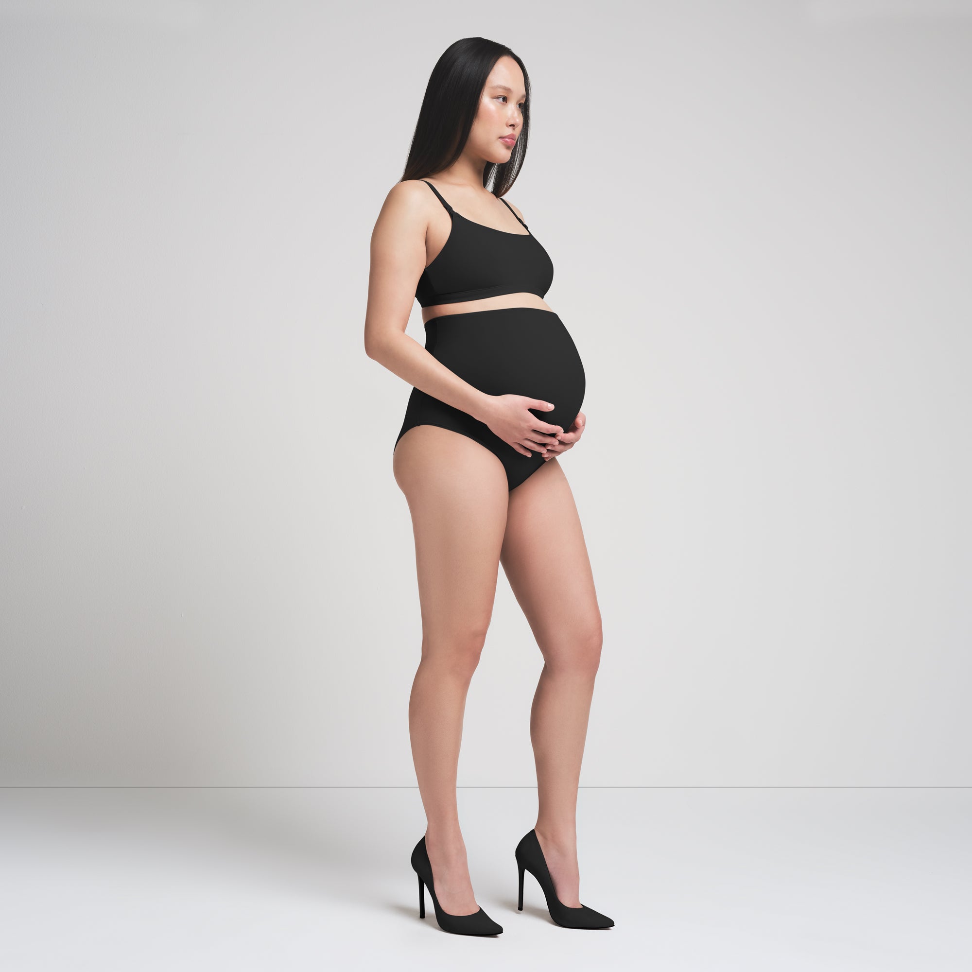 SKIMS FITS EVERYBODY MATERNITY NURSING SCOOP BRALETTE | ONYX - Sneaker Türkiye