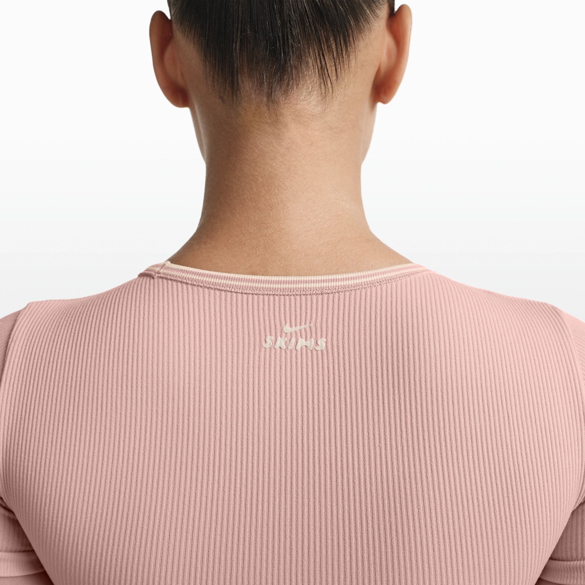 NikeSKIMS RIBBED SEAMLESS BABY TEE | HIMALAYAN - Sneaker Türkiye