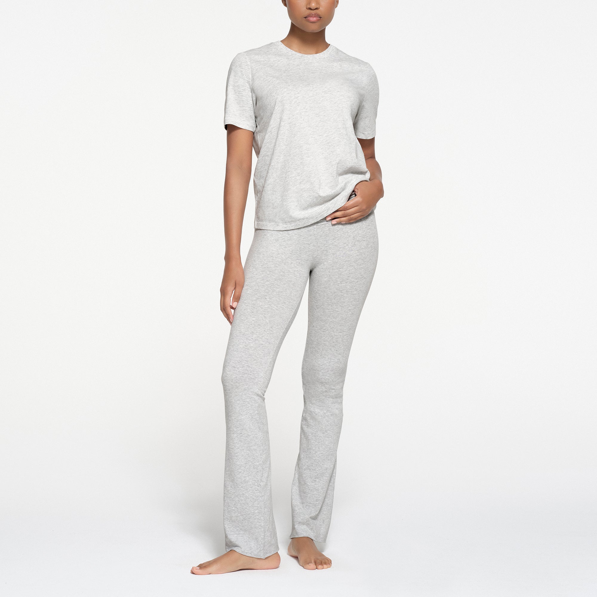 SKIMS RELAXED TEES T-SHIRT | LIGHT HEATHER GREY - Sneaker Türkiye