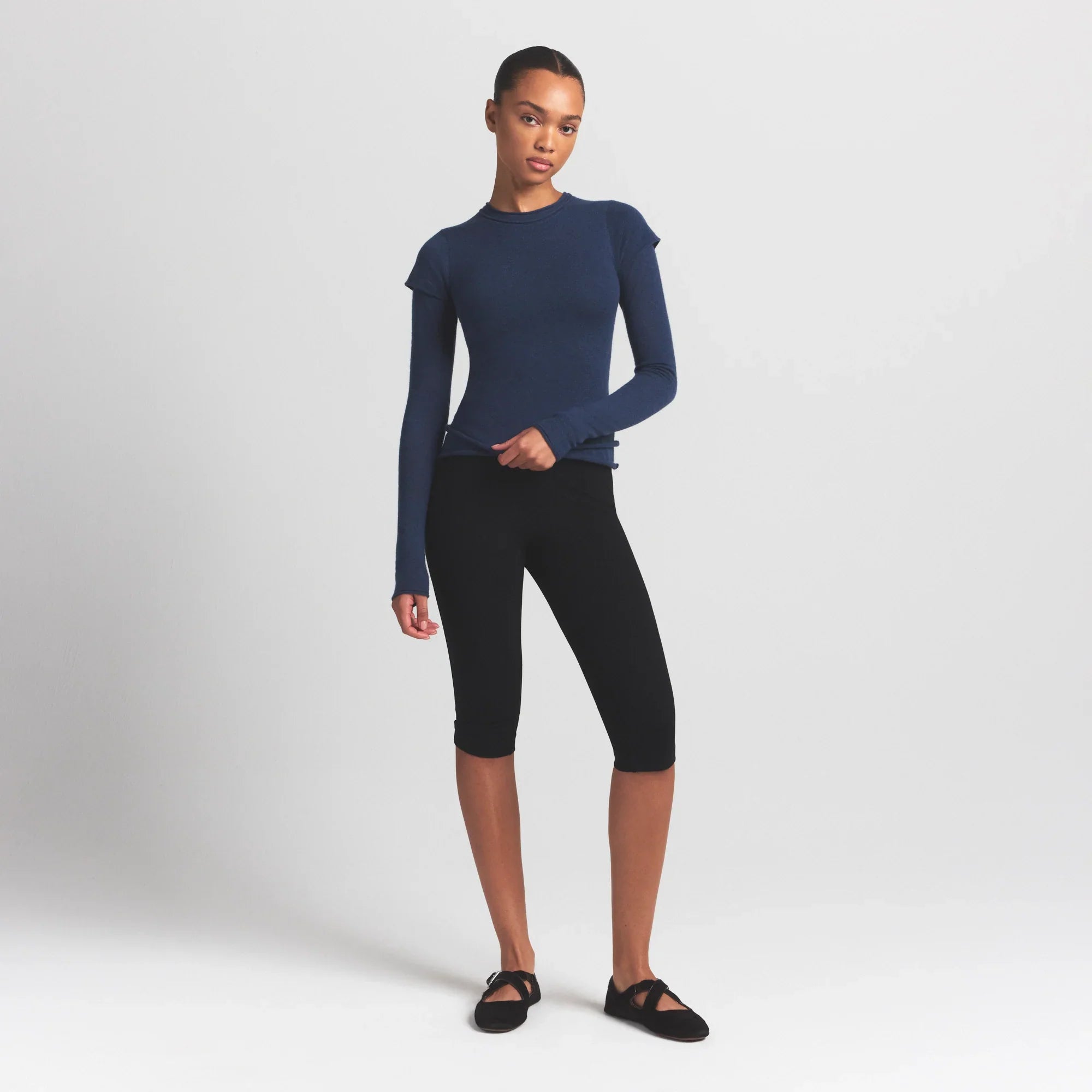 SKIMS FEATHERWEIGHT CASHMERE TEE | INDIGO - Sneaker Türkiye