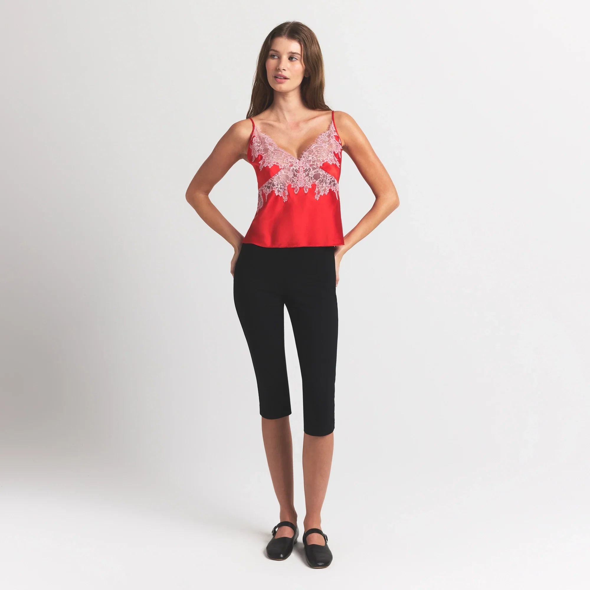 SKIMS SILK LACE CAMI | RUBY CONTRAST - Sneaker Türkiye