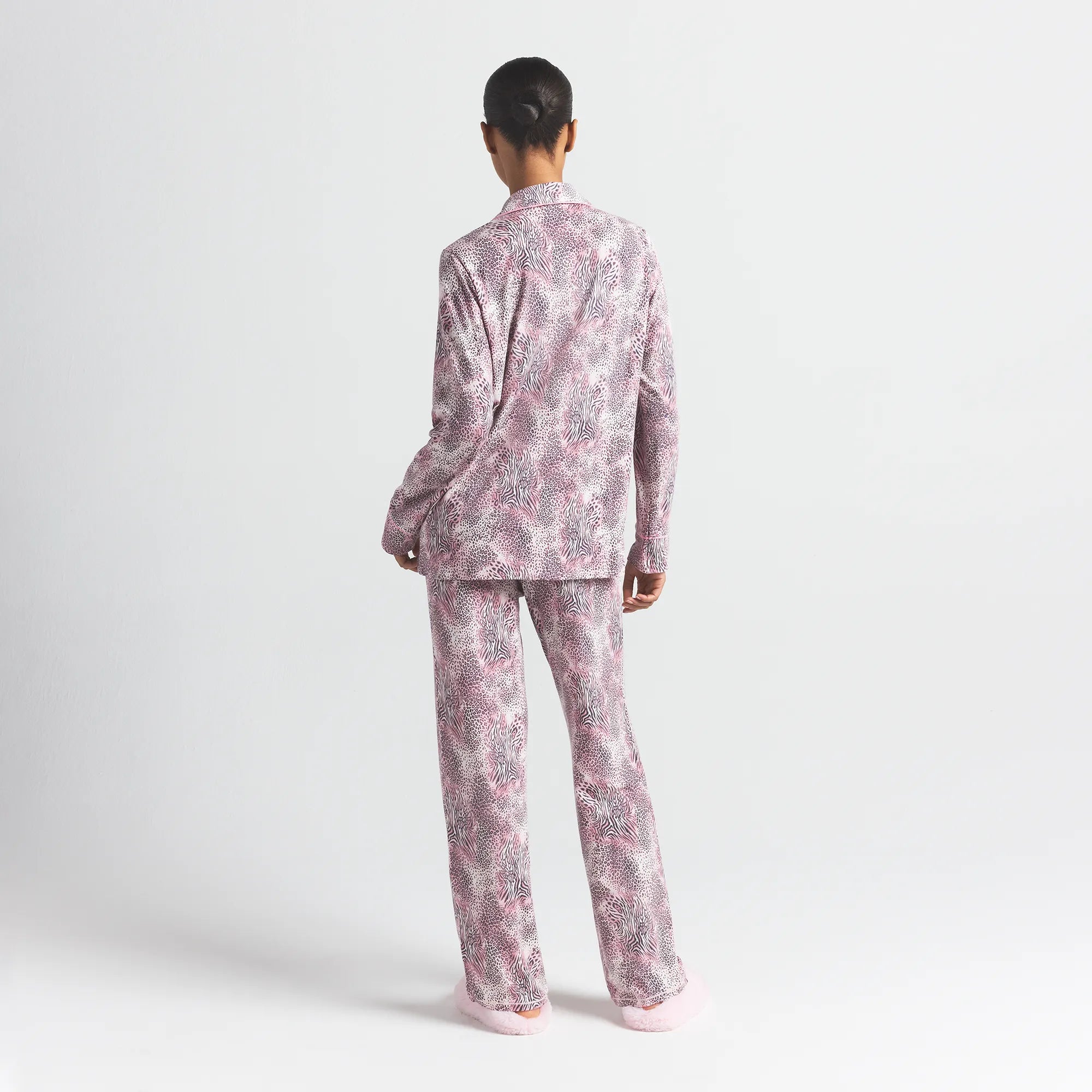 SKIMS SLEEP LONG SLEEVE BUTTON UP SET | BLOOM MINI MULTI ANIMAL - Sneaker Türkiye