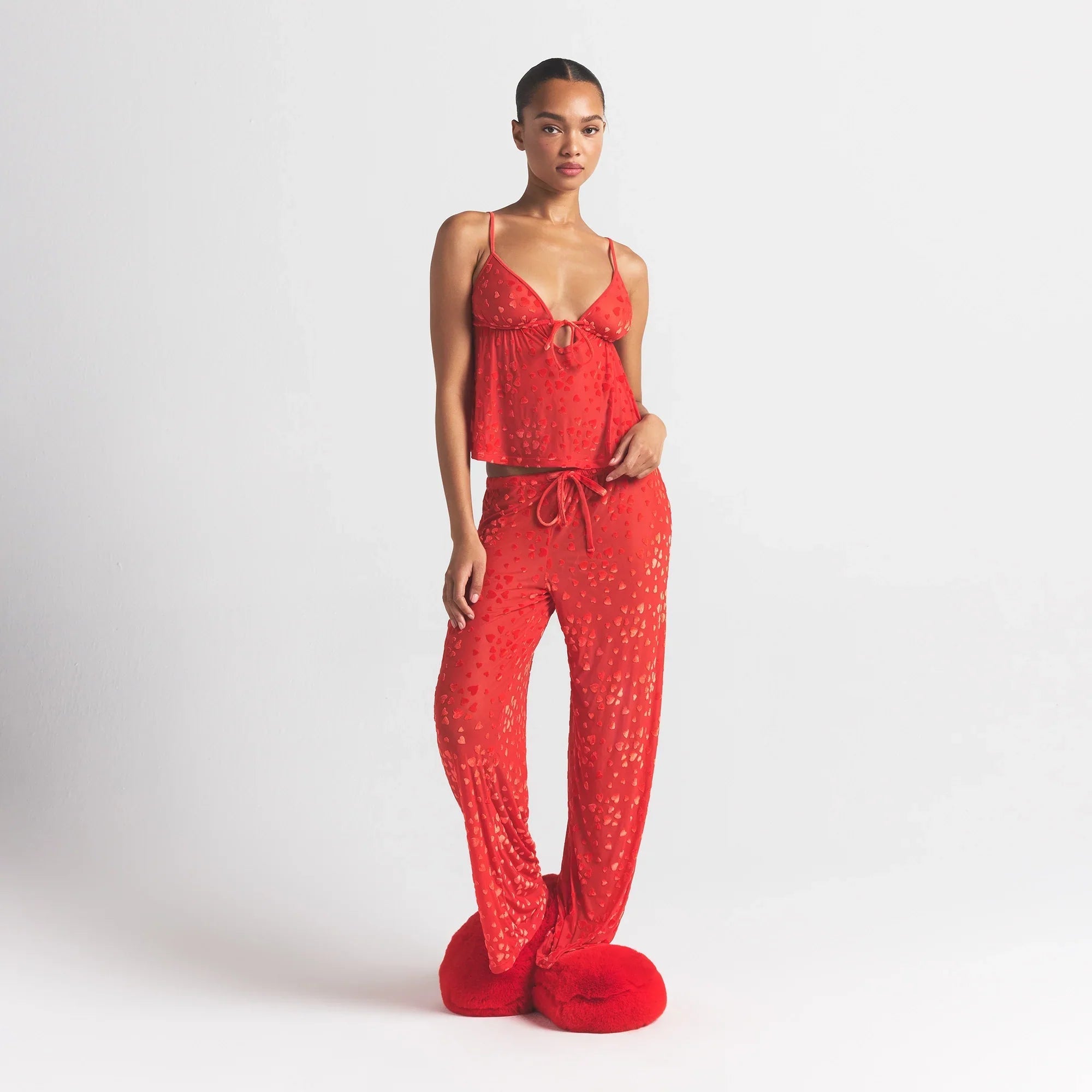 SKIMS SHEER VELVET CAMI AND PANT SET | RUBY - Sneaker Türkiye