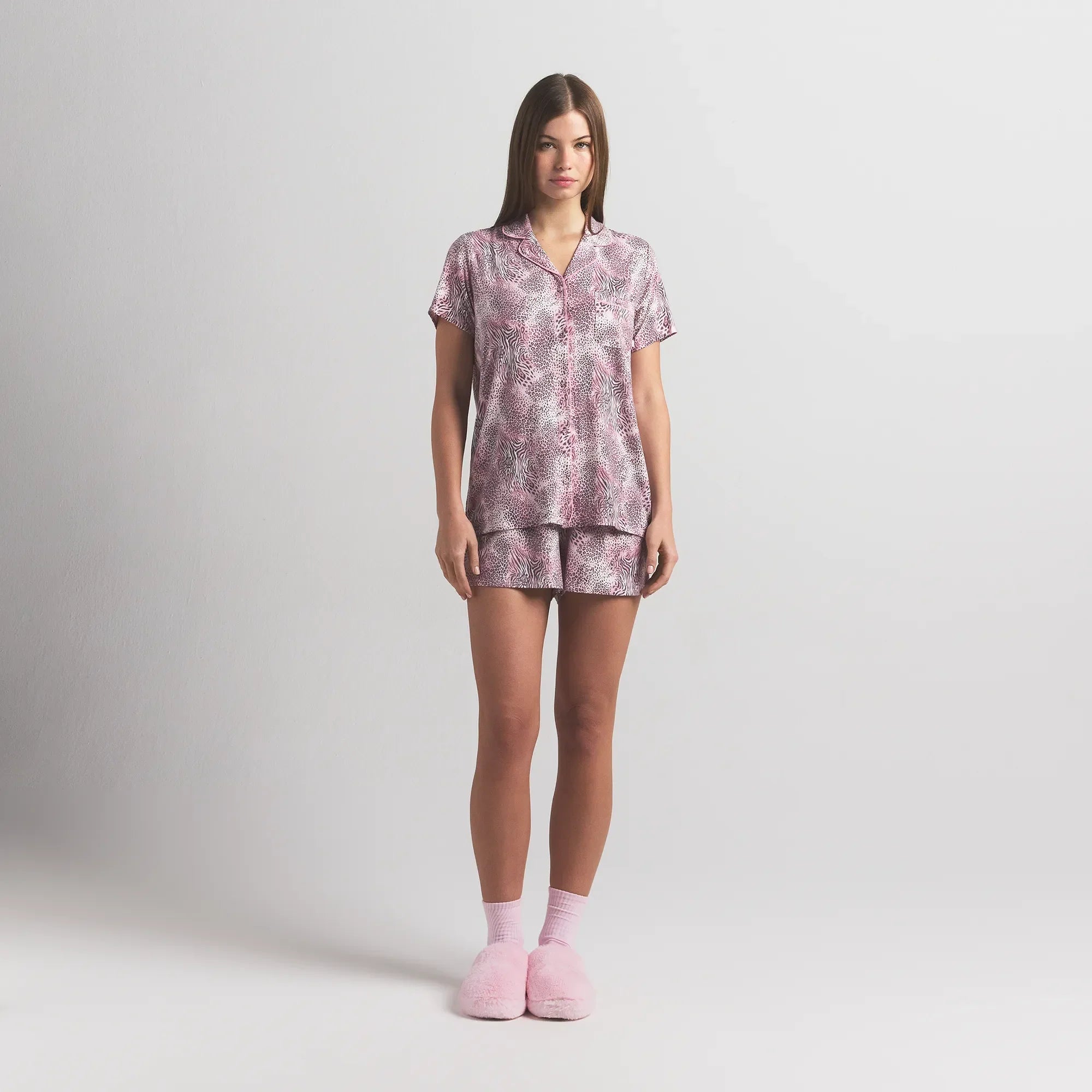 SKIMS SLEEP SHORT SLEEVE BUTTON UP SET | BLOOM MINI MULTI ANIMAL - Sneaker Türkiye