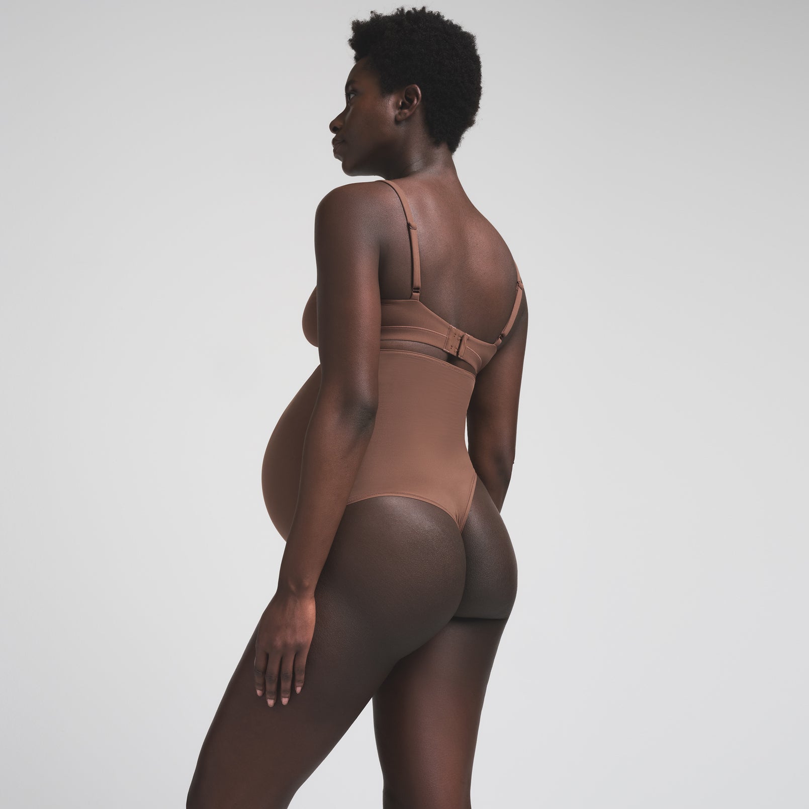 SKIMS FITS EVERYBODY MATERNITY HIGH-WAISTED THONG | JASPER - Sneaker Türkiye