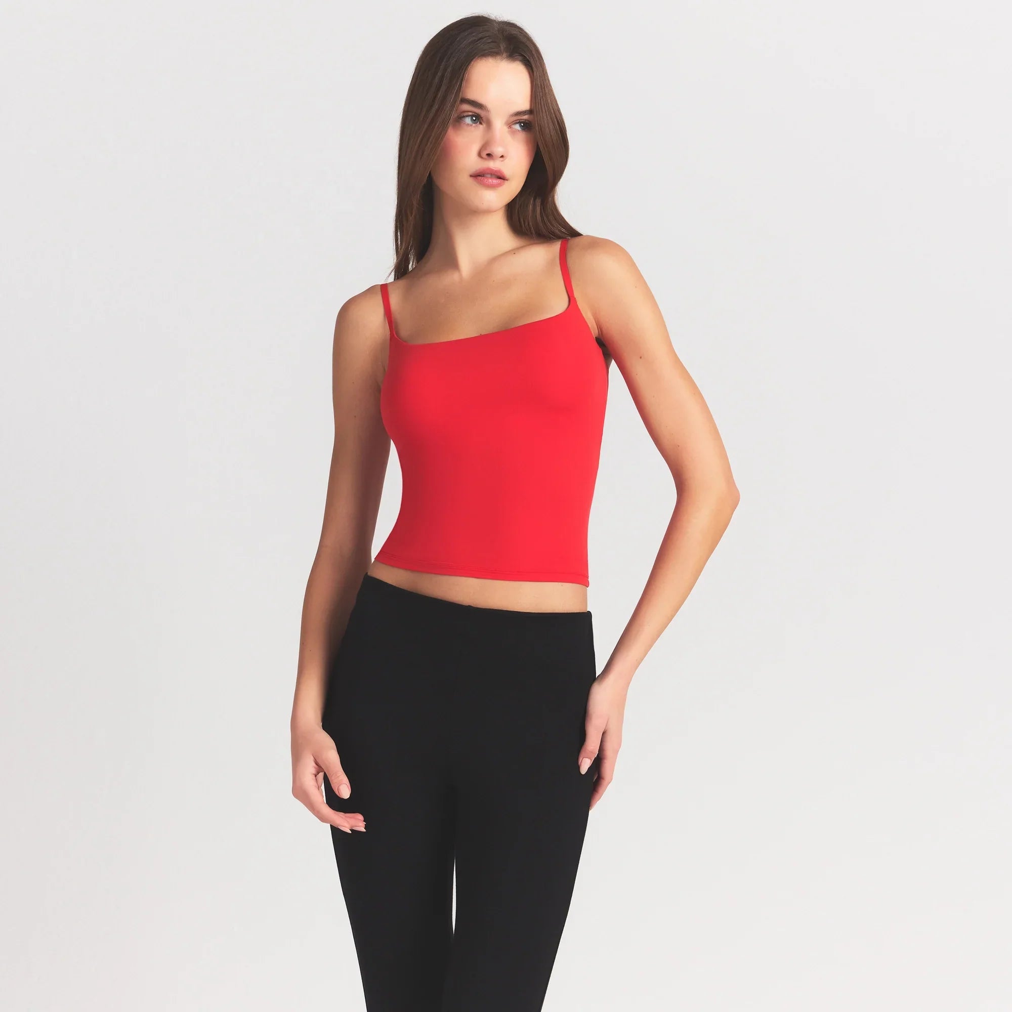 SKIMS FITS EVERYBODY CAMI | CHERRY - Sneaker Türkiye