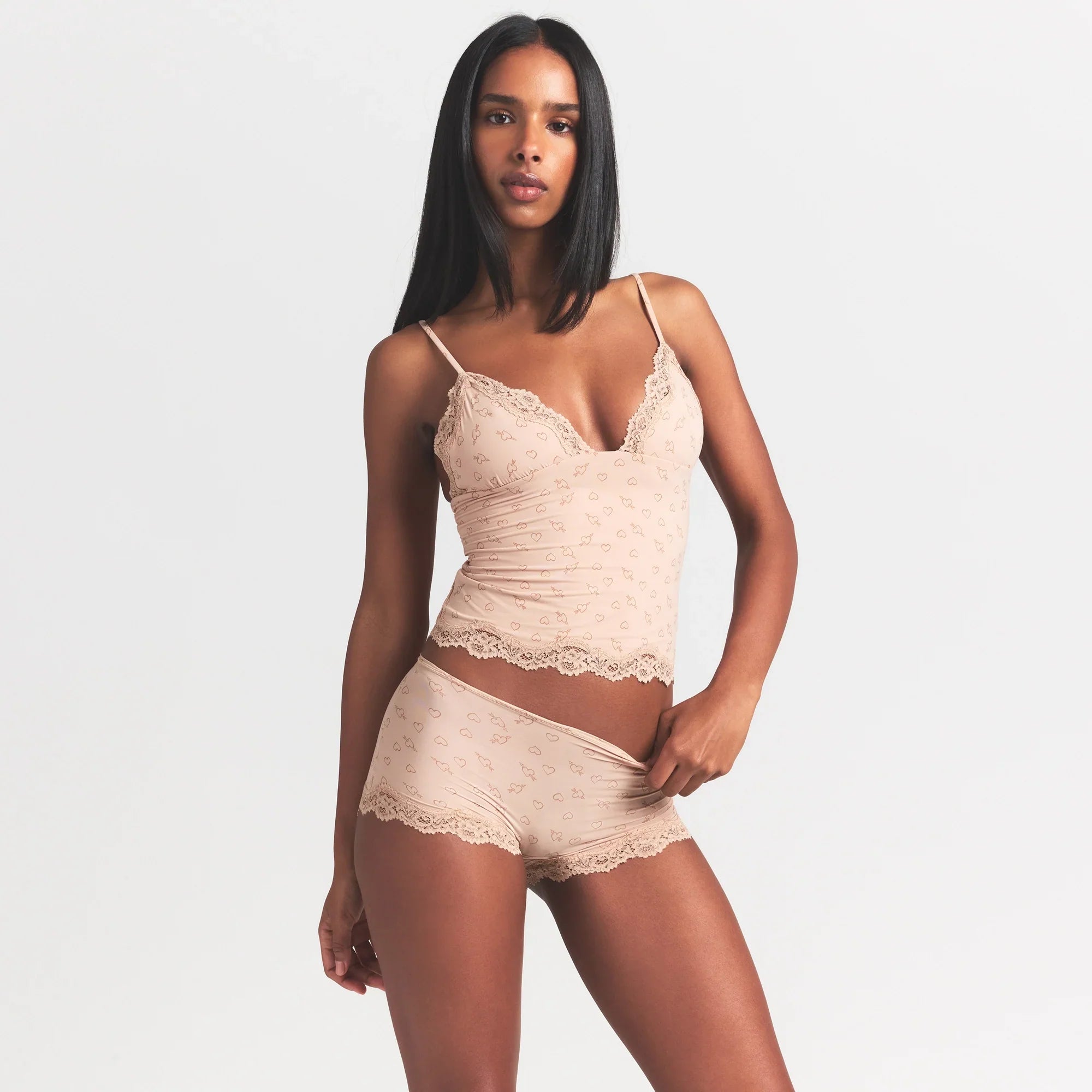 SKIMS FITS EVERYBODY LACE TRIANGLE CAMI | MICA SKETCHED HEARTS - Sneaker Türkiye