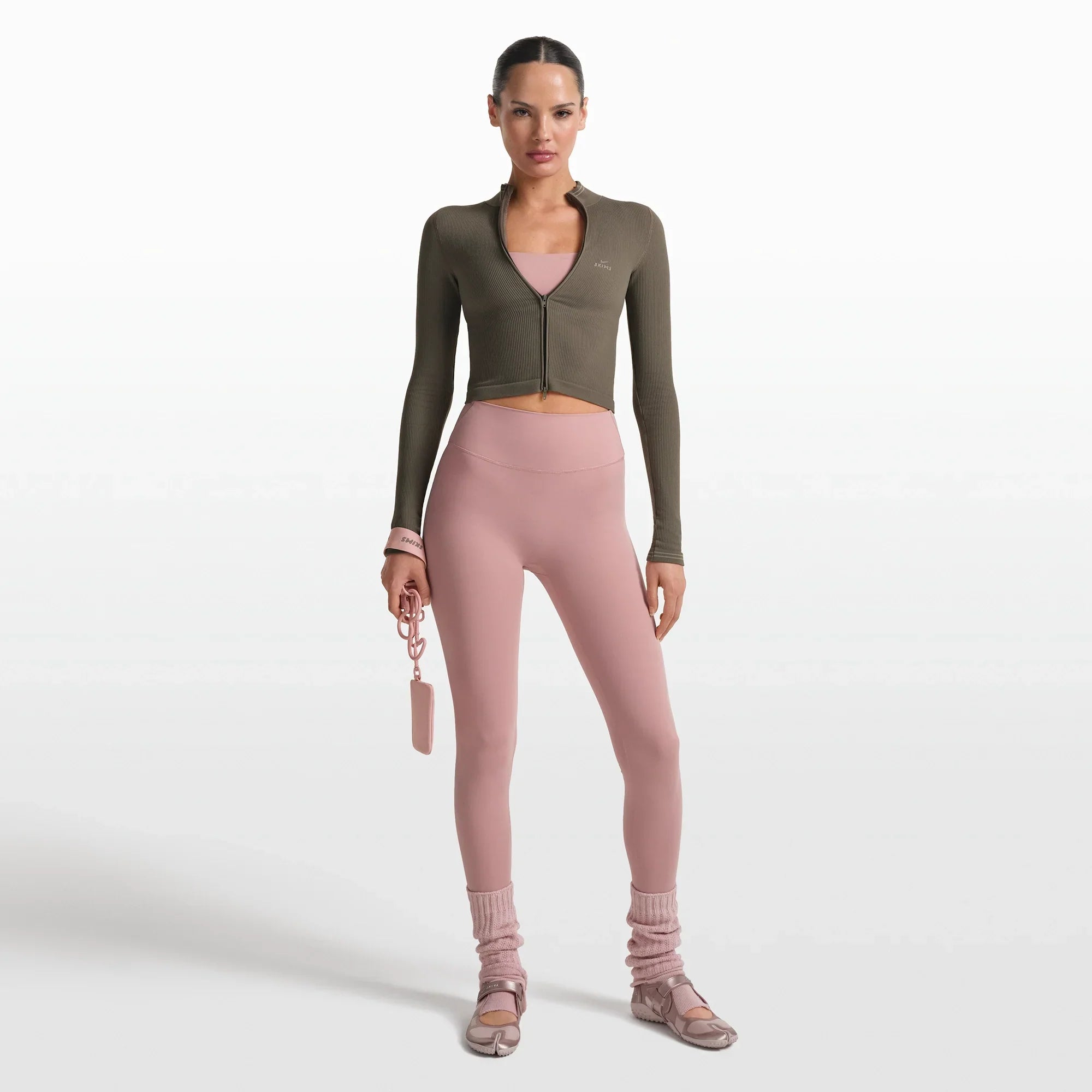 NikeSKIMS RIBBED SEAMLESS ZIP UP CROP JACKET | DUSTY OAKMOSS - Sneaker Türkiye