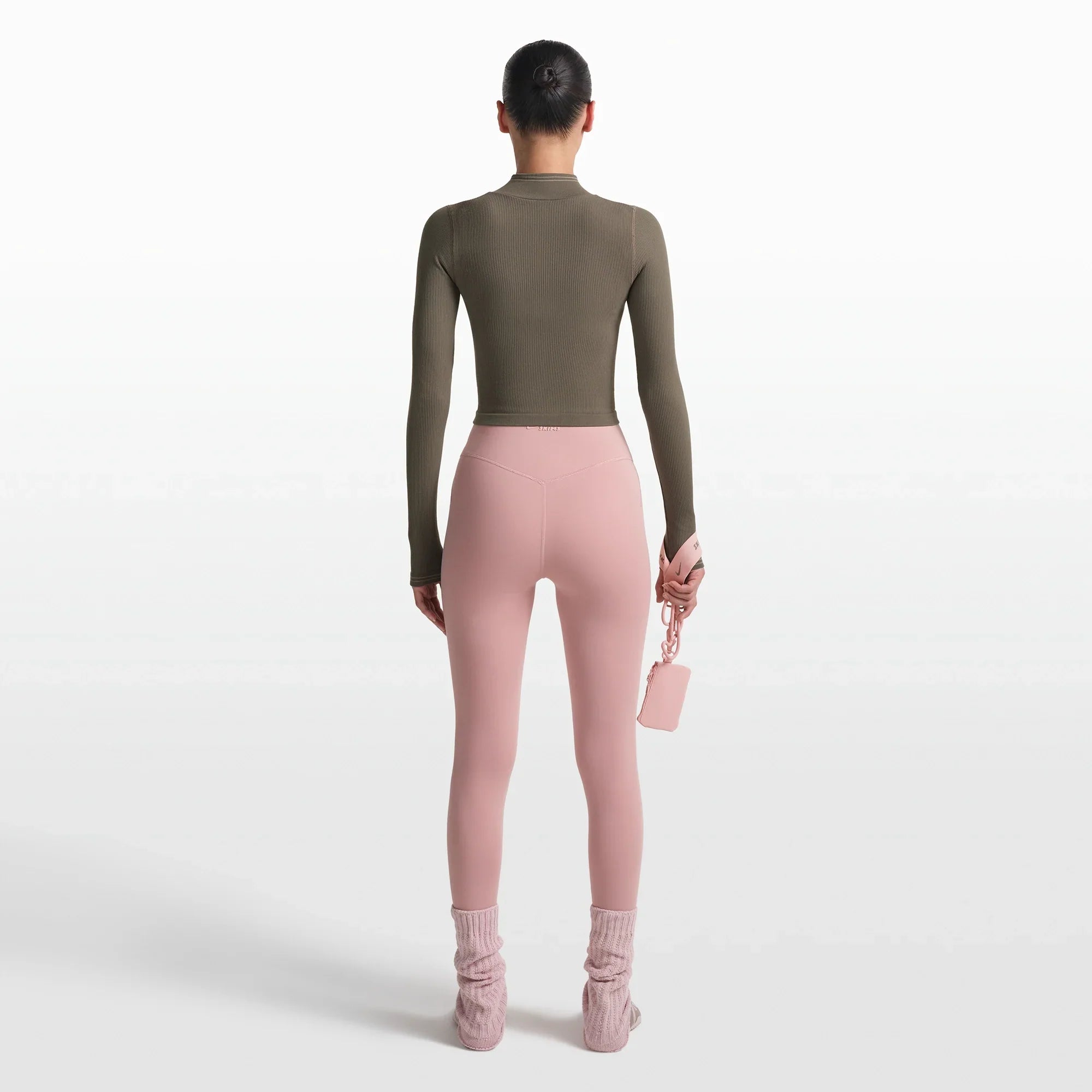 NikeSKIMS RIBBED SEAMLESS ZIP UP CROP JACKET | DUSTY OAKMOSS - Sneaker Türkiye