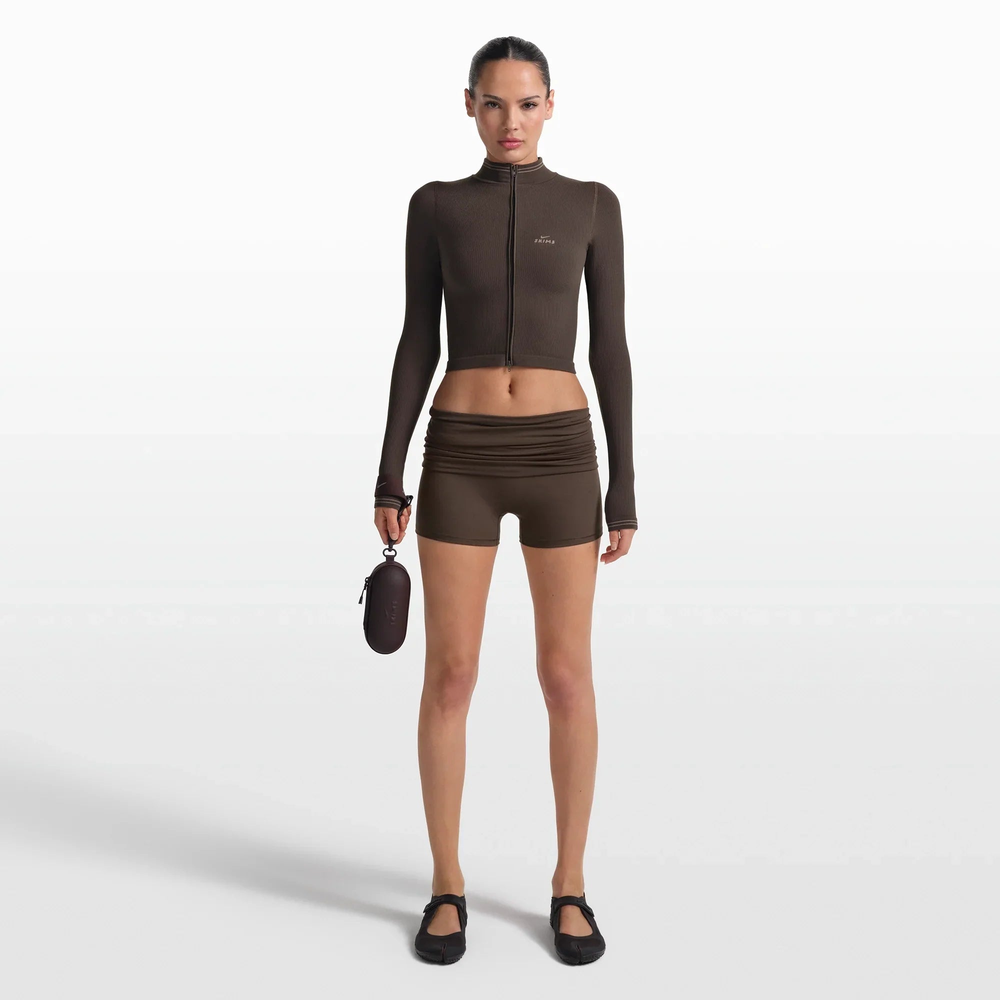 NikeSKIMS RIBBED SEAMLESS ZIP UP CROP JACKET | PHOENIX - Sneaker Türkiye