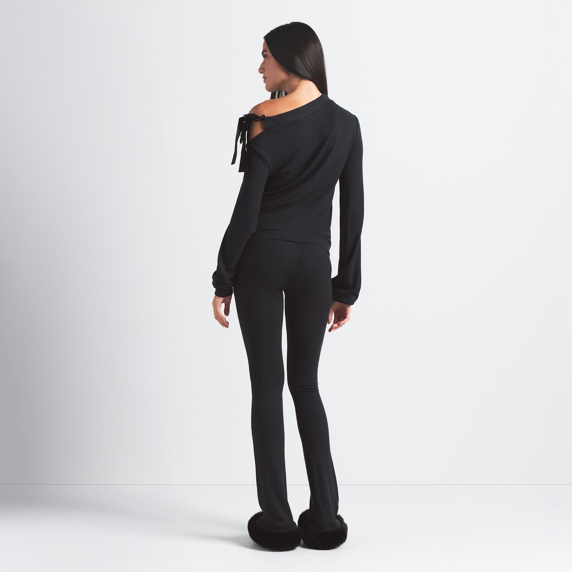SKIMS CLOUD OFF THE SHOULDER TOP | ONYX - Sneaker Türkiye