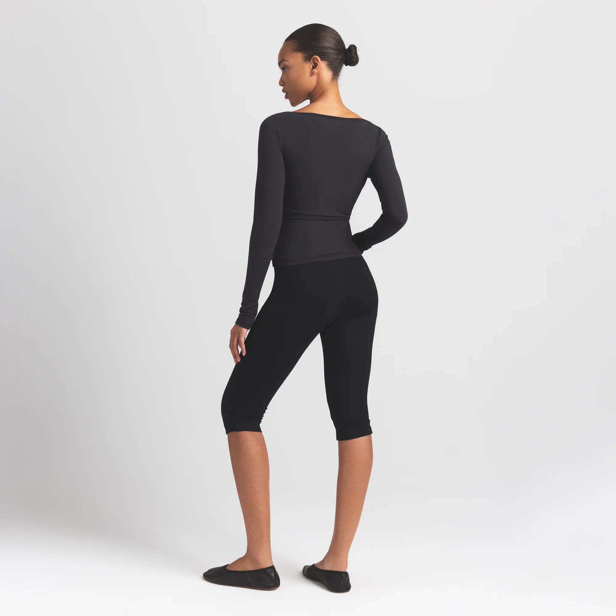 SKIMS COTTON JERSEY LONG SLEEVE BOATNECK TOP | SOOT - Sneaker Türkiye
