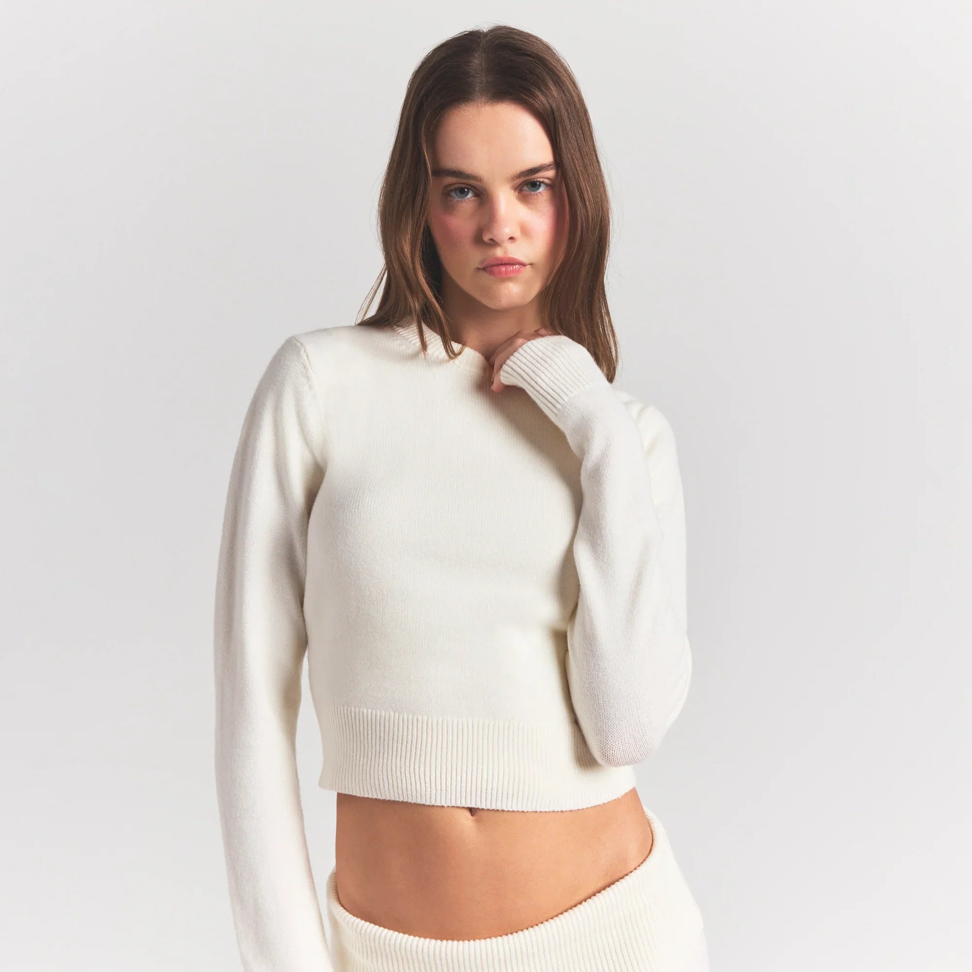 SKIMS SWEATER KNITS RIBBED LONG SLEEVE FITTED CREW NECK | IVORY - Sneaker Türkiye