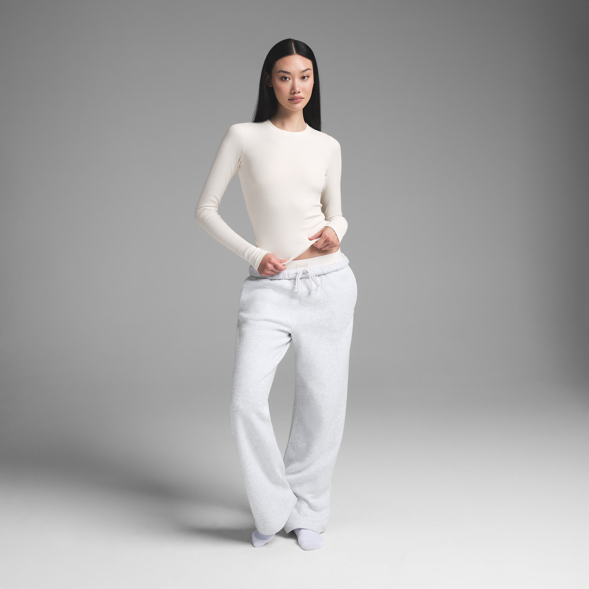 SKIMS COTTON RIB LONG SLEEVE T-SHIRT | MARBLE - Sneaker Türkiye