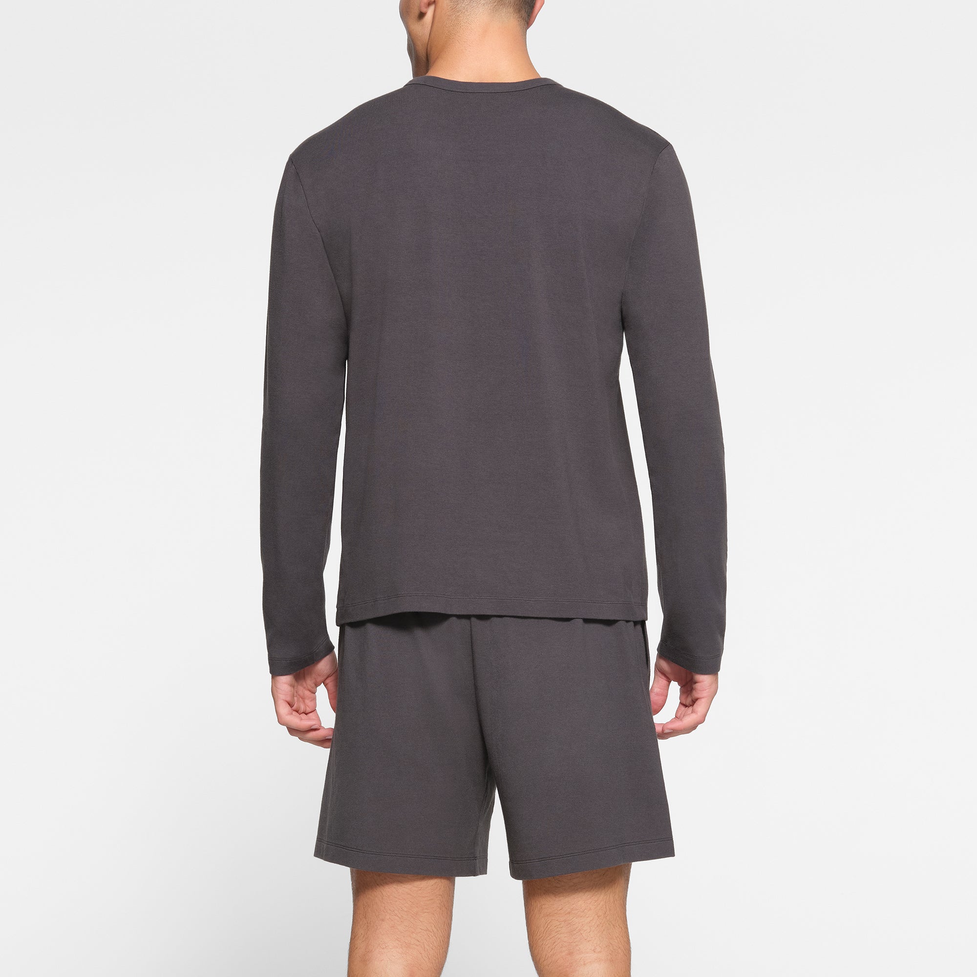 SKIMS JERSEY LOUNGE MENS RELAXED LONG SLEEVE T-SHIRT | ASH - Sneaker Türkiye