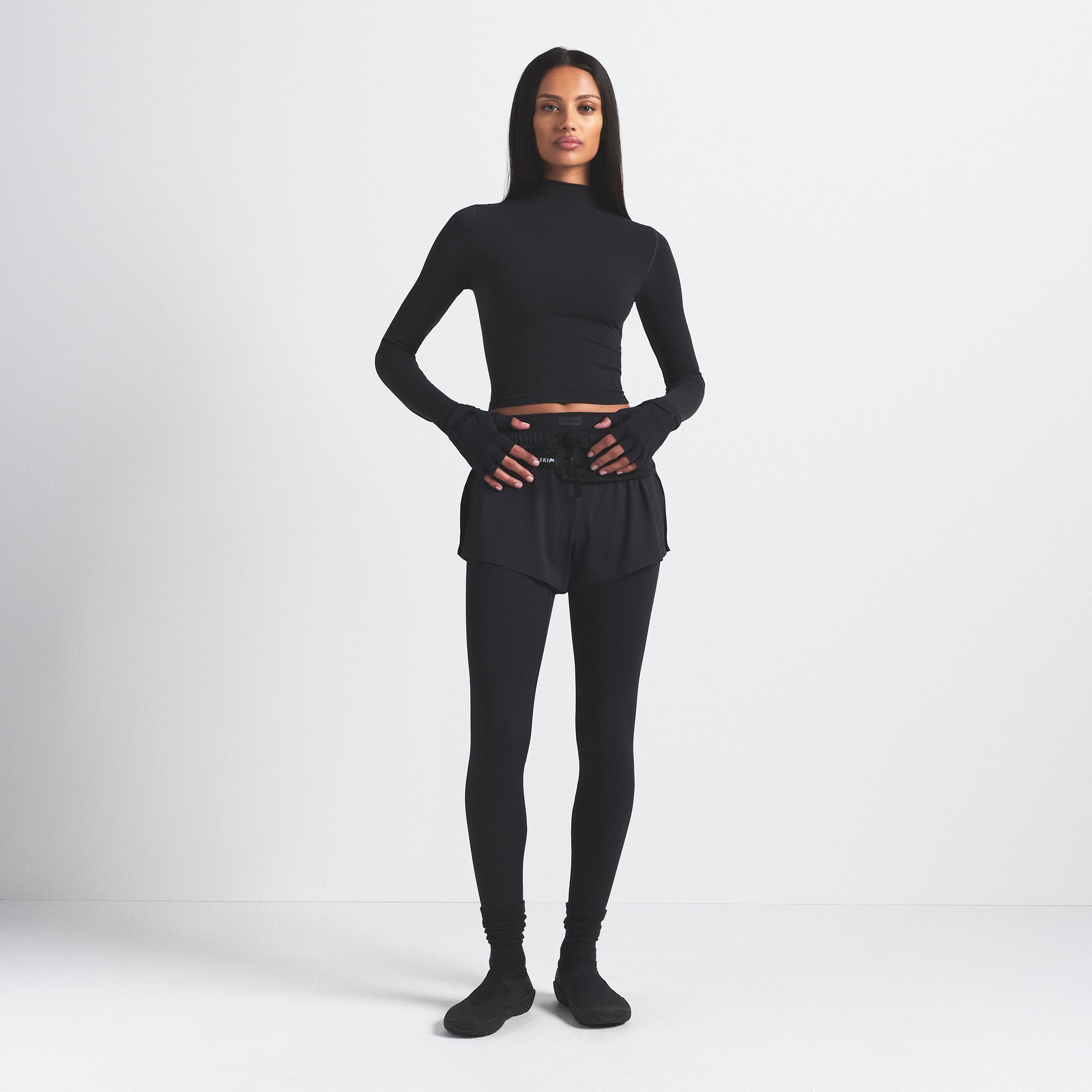 NikeSKIMS VINTAGE SEAMLESS MOCK NECK CROP TOP | OBSIDIAN - Sneaker Türkiye