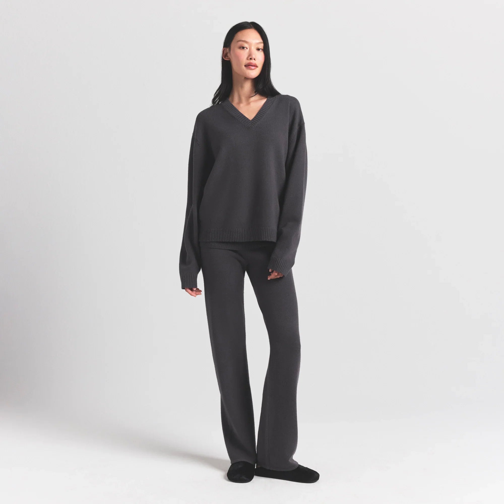 SKIMS SWEATER KNITS PULLOVER V NECK | ASH - Sneaker Türkiye
