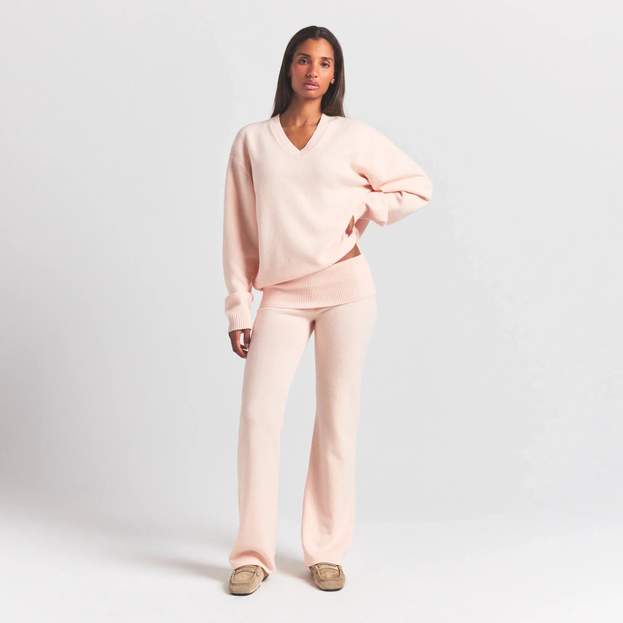 SKIMS SWEATER KNITS PULLOVER V NECK | PRIMROSE - Sneaker Türkiye