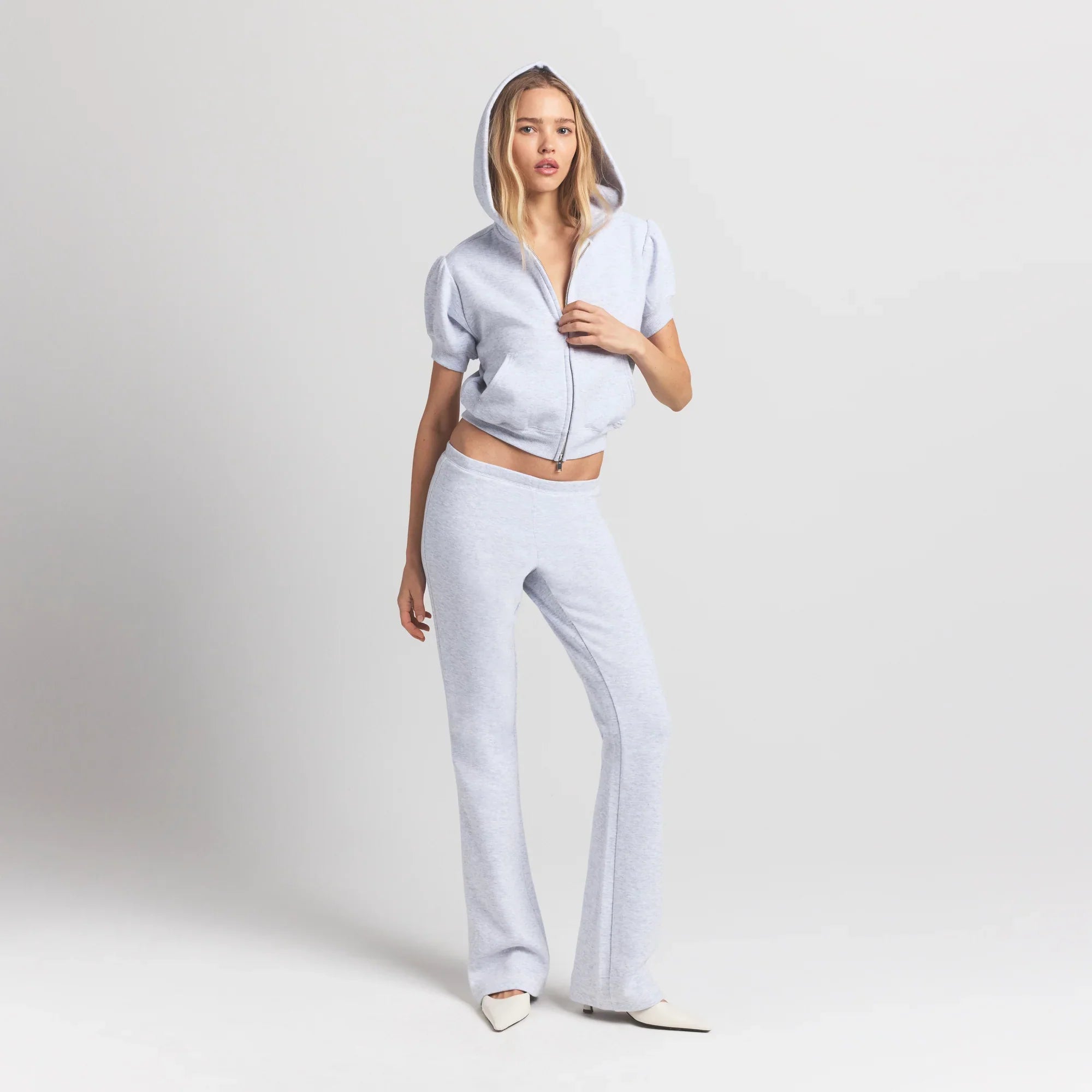 SKIMS COTTON FLEECE BUBBLE SLEEVE CROPPED ZIP UP | LIGHT HEATHER GREY - Sneaker Türkiye