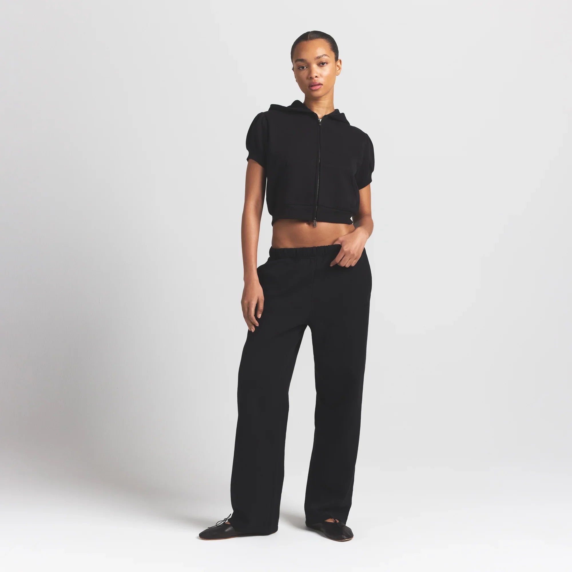 SKIMS COTTON FLEECE BUBBLE SLEEVE CROPPED ZIP UP | ONYX - Sneaker Türkiye