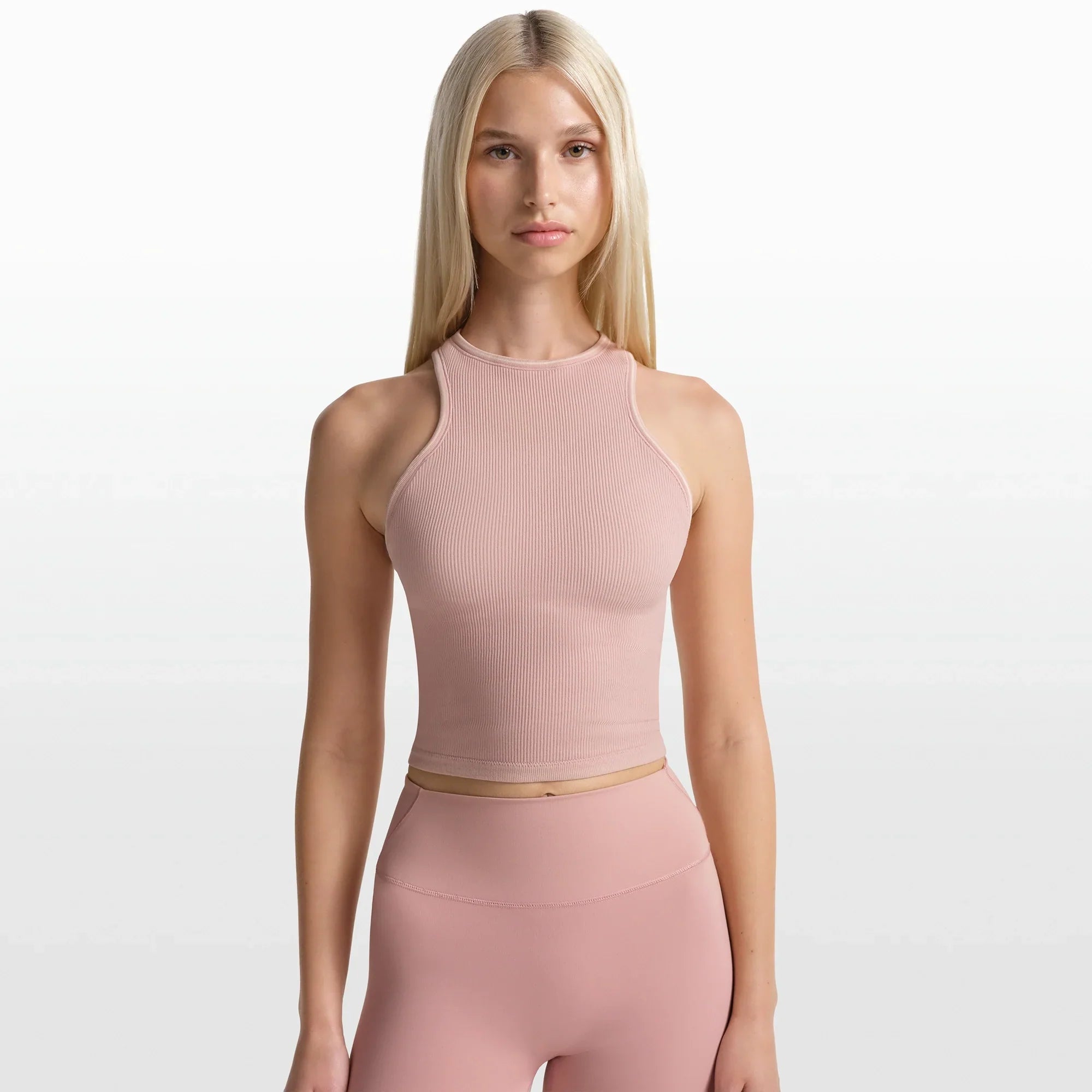 NikeSKIMS RIBBED SEAMLESS RACER FRONT TANK | HIMALAYAN - Sneaker Türkiye