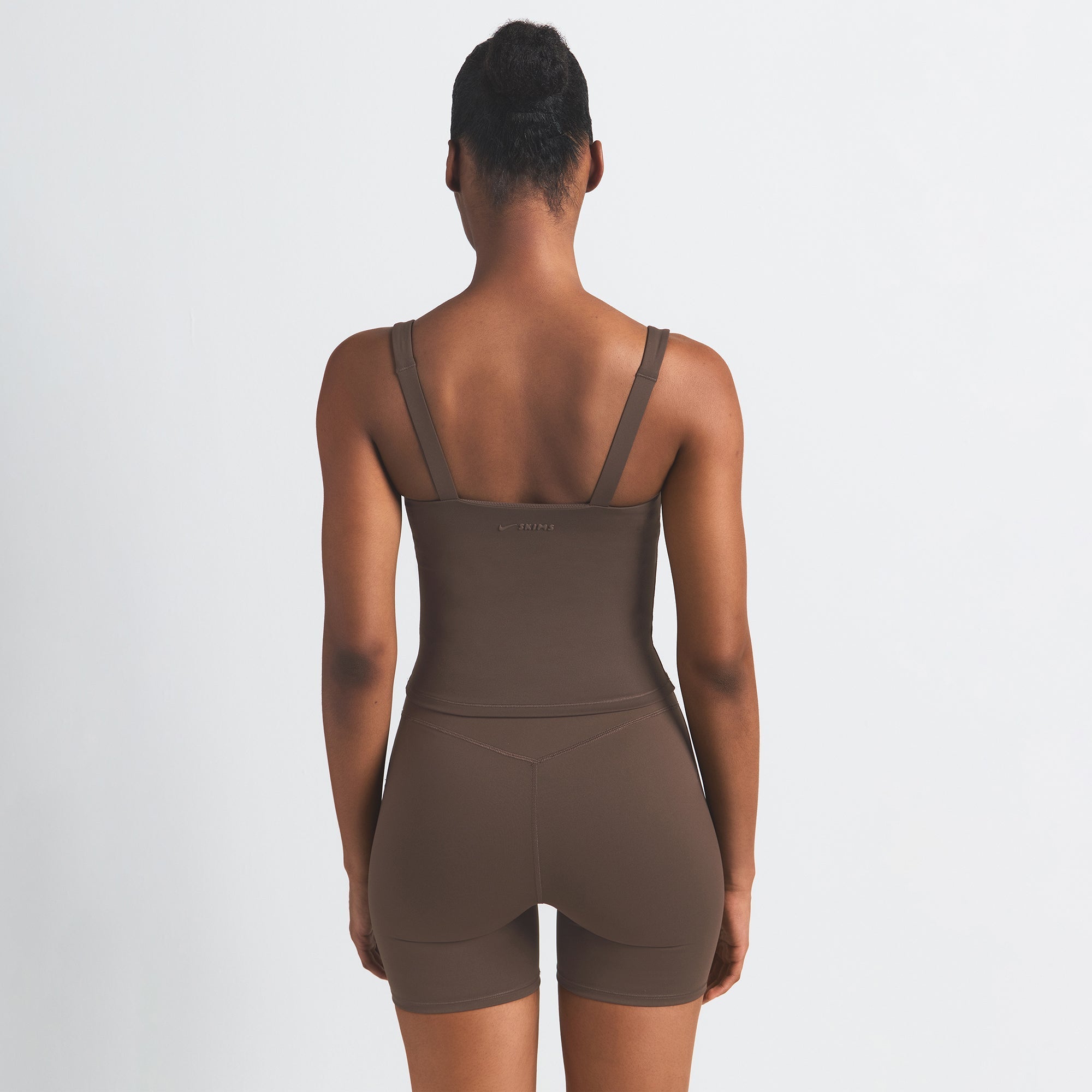 NikeSKIMS MATTE SQUARE NECK TANK | DARK SEPIA - Sneaker Türkiye