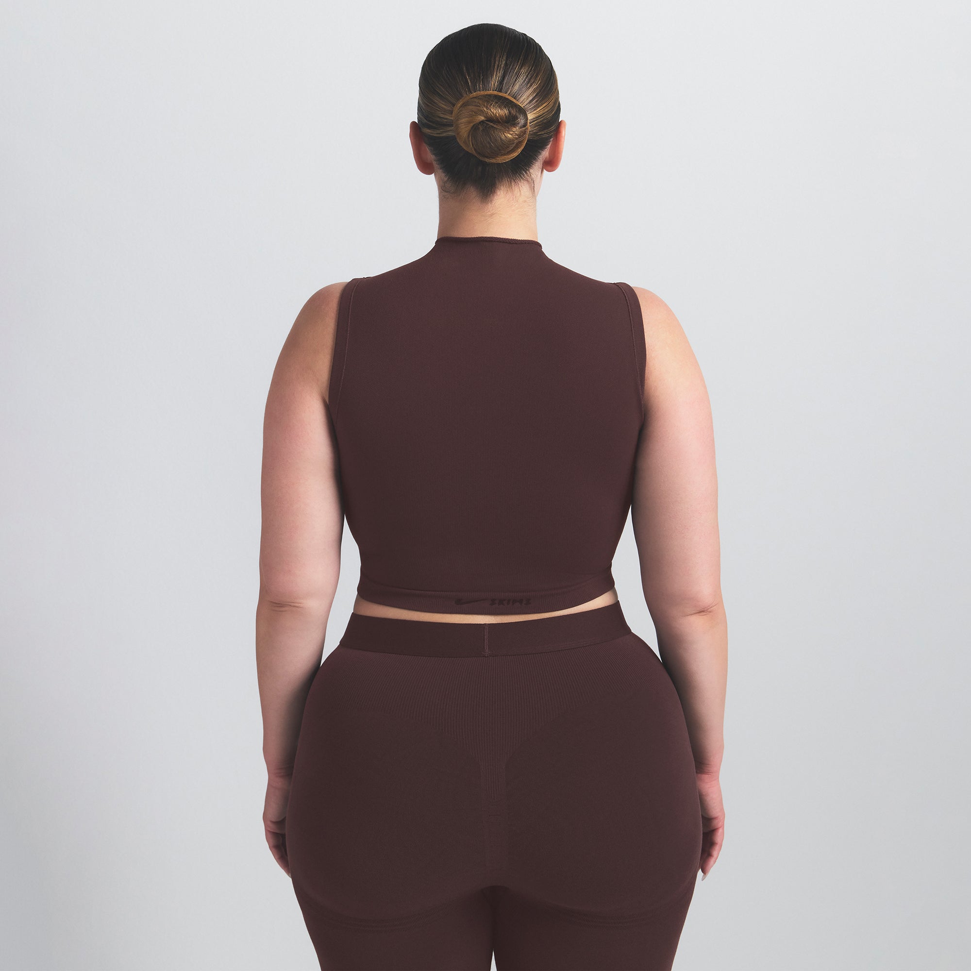 NikeSKIMS VINTAGE SEAMLESS MOCK NECK BRA TOP | PHOENIX - Sneaker Türkiye