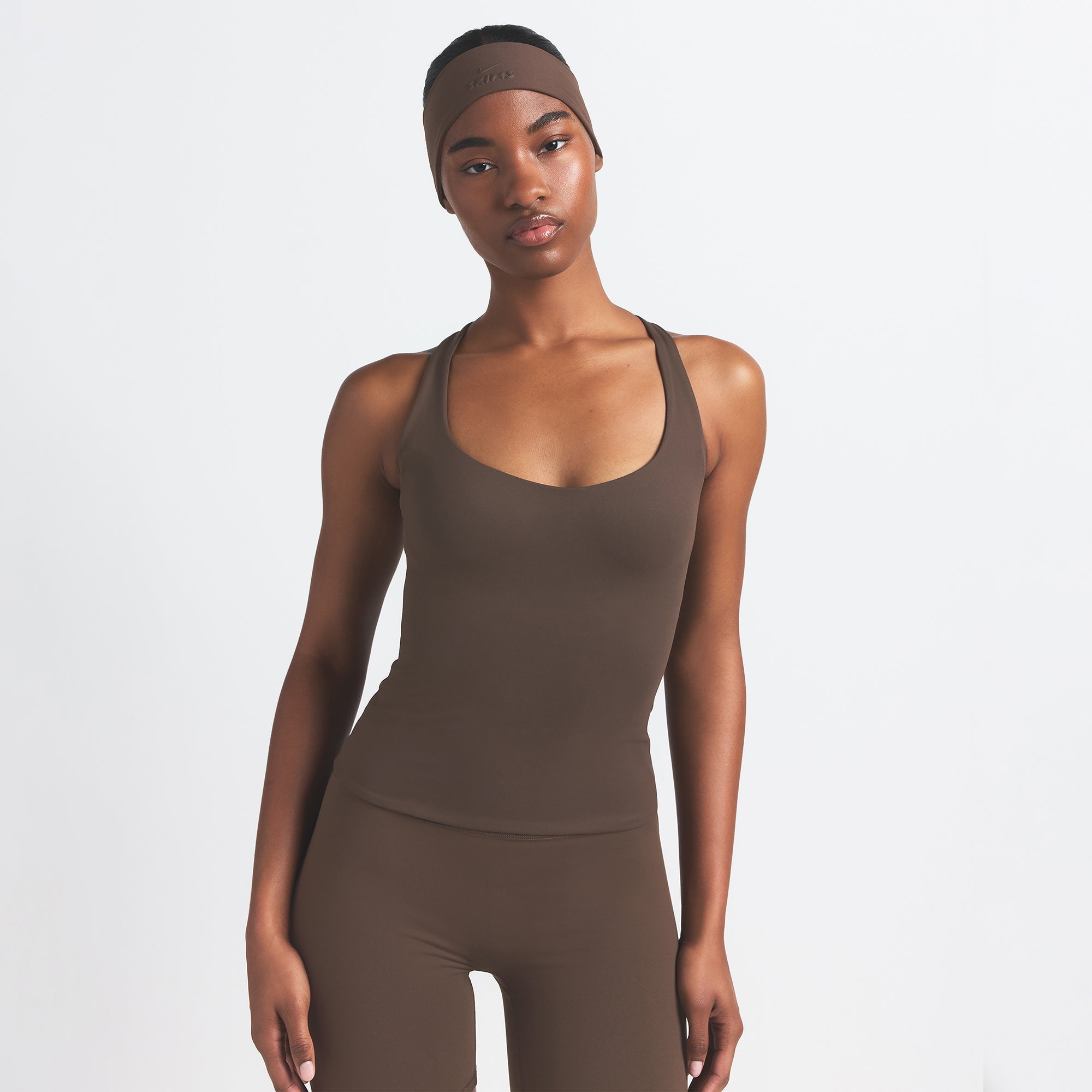 NikeSKIMS MATTE RACER BACK TANK | DARK SEPIA - Sneaker Türkiye