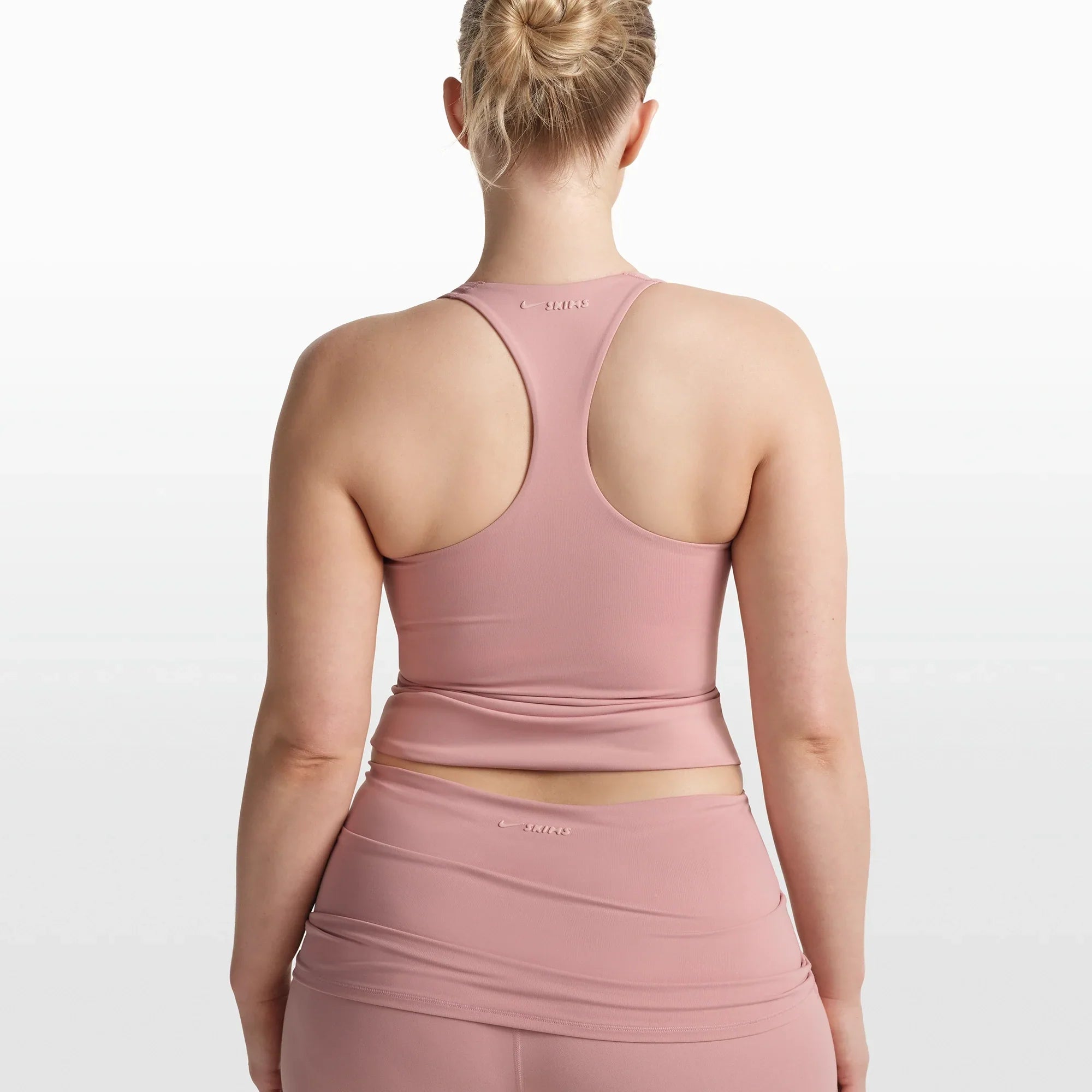 NikeSKIMS MATTE RACER BACK TANK | HIMALAYAN - Sneaker Türkiye