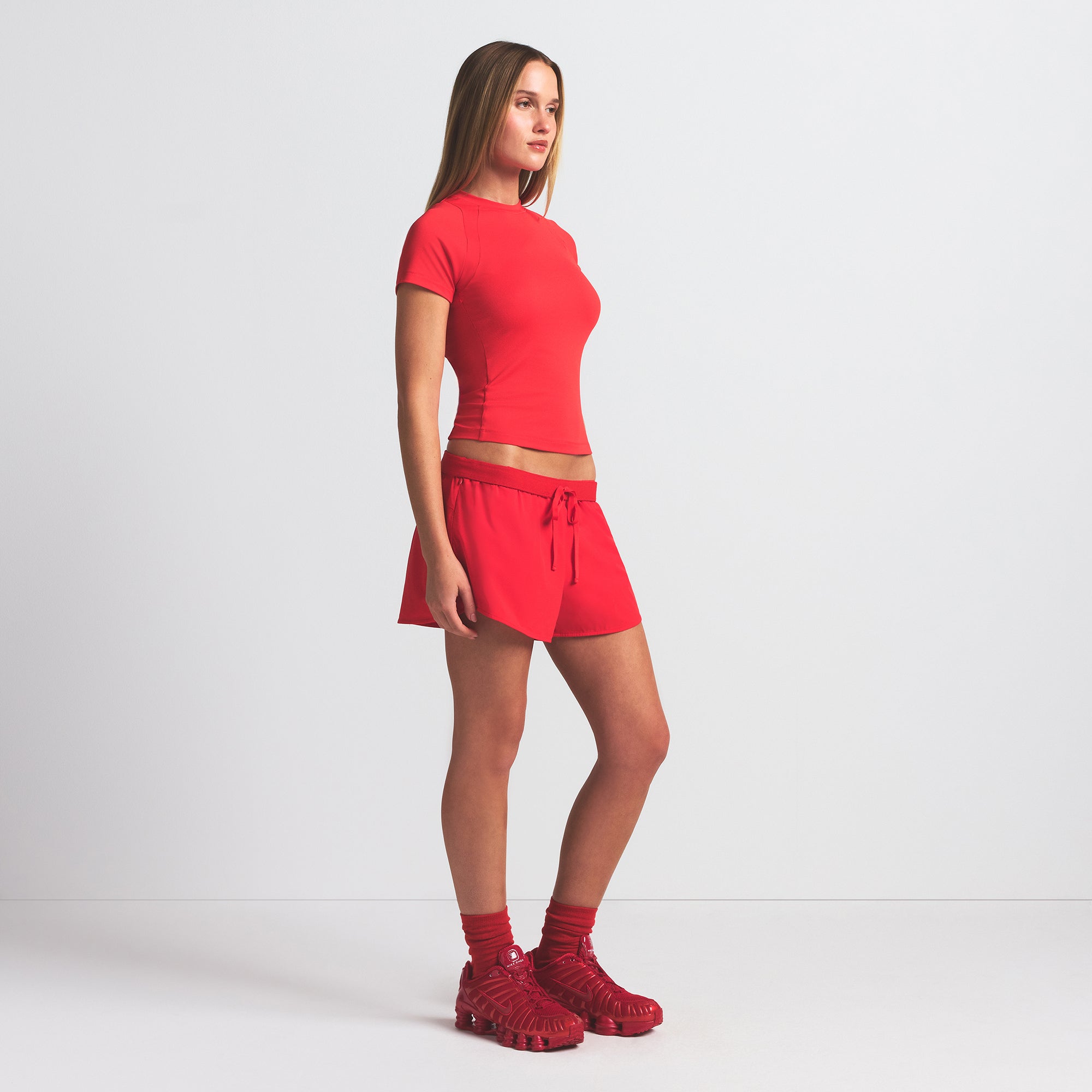 NikeSKIMS AIRY BABY TEE | RUBY - Sneaker Türkiye