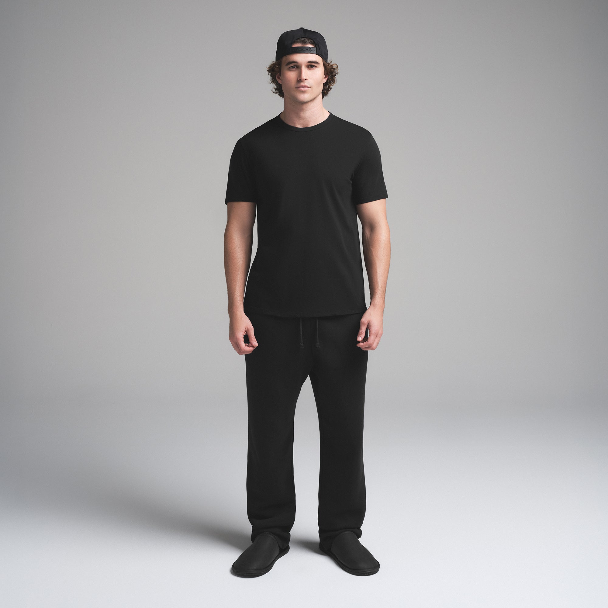 SKIMS COTTON MENS CLASSIC T-SHIRT | ONYX - Sneaker Türkiye