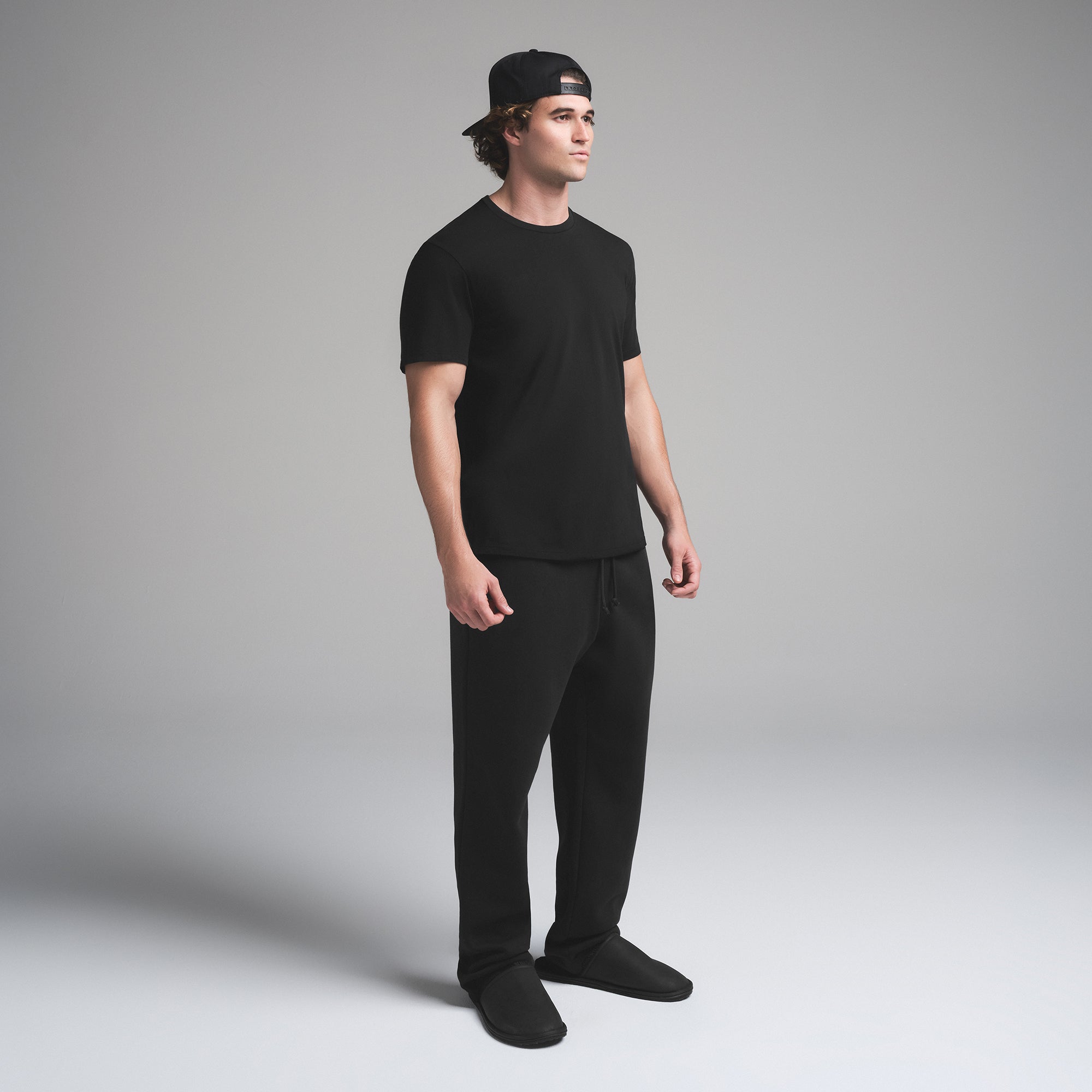 SKIMS COTTON MENS CLASSIC T-SHIRT | ONYX - Sneaker Türkiye