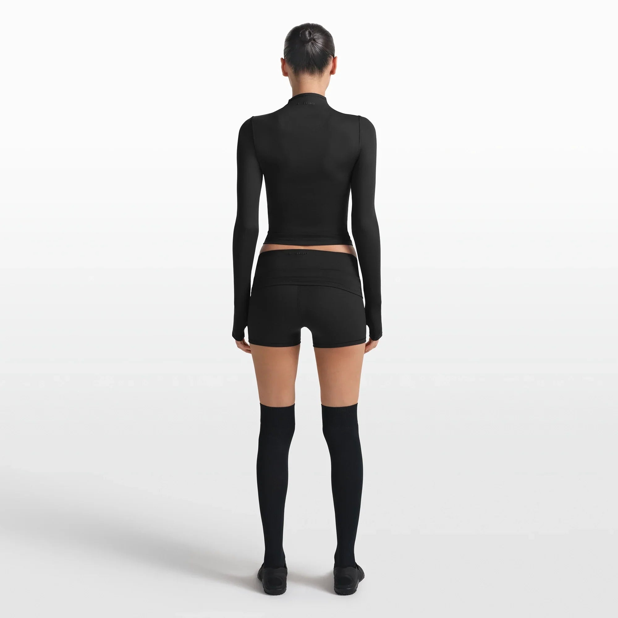 NikeSKIMS MATTE ZIP FRONT TOP | OBSIDIAN - Sneaker Türkiye