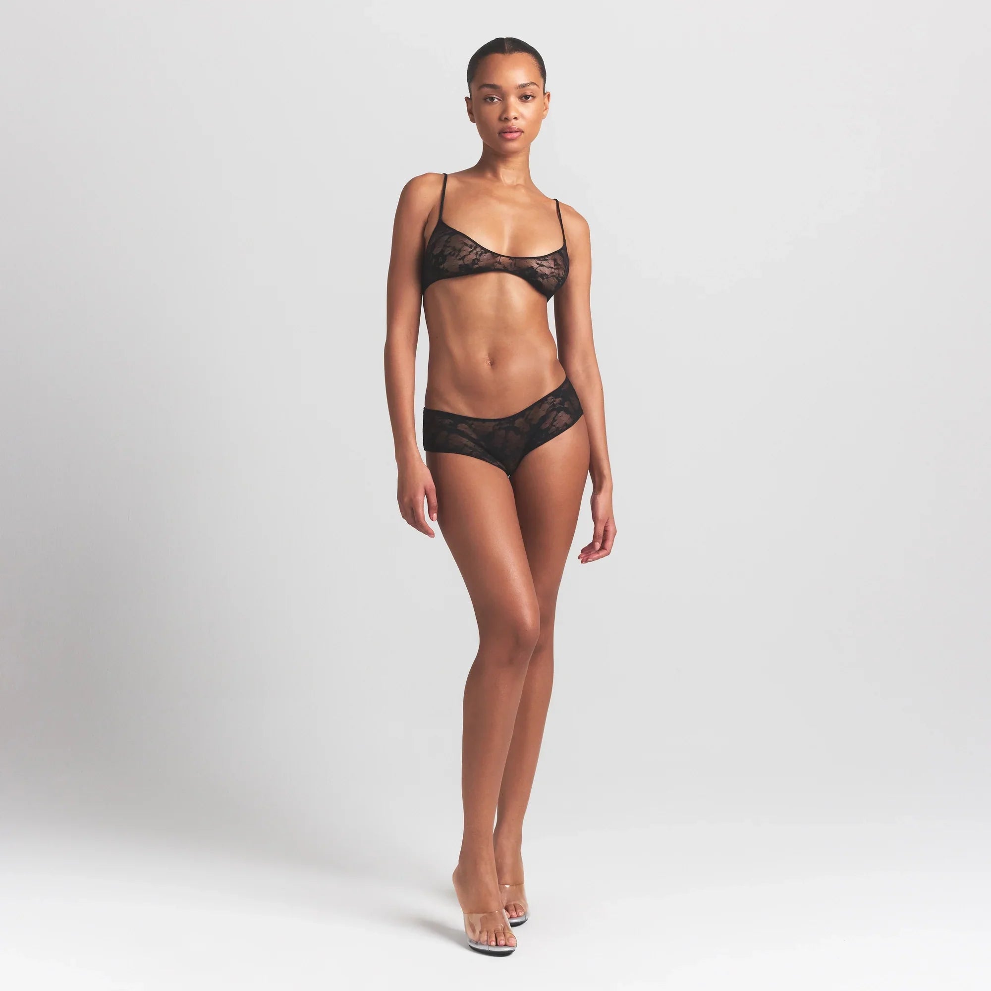 SKIMS STRETCH LACE SKIMPY SCOOP BRALETTE | SOOT - Sneaker Türkiye