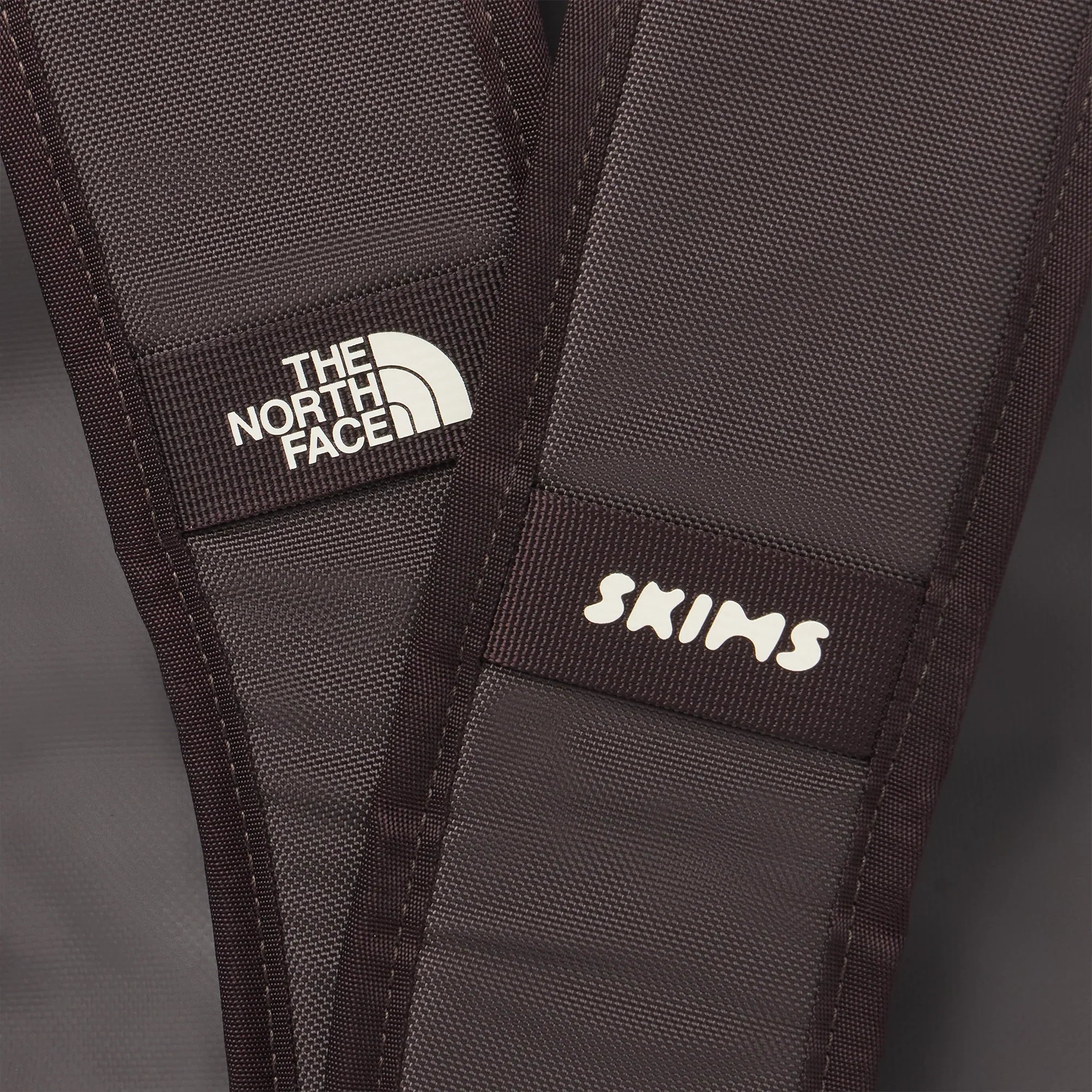 THE NORTH FACE X SKIMS LARGE BASE CAMP DUFFLE BAG | PHOENIX - Sneaker Türkiye