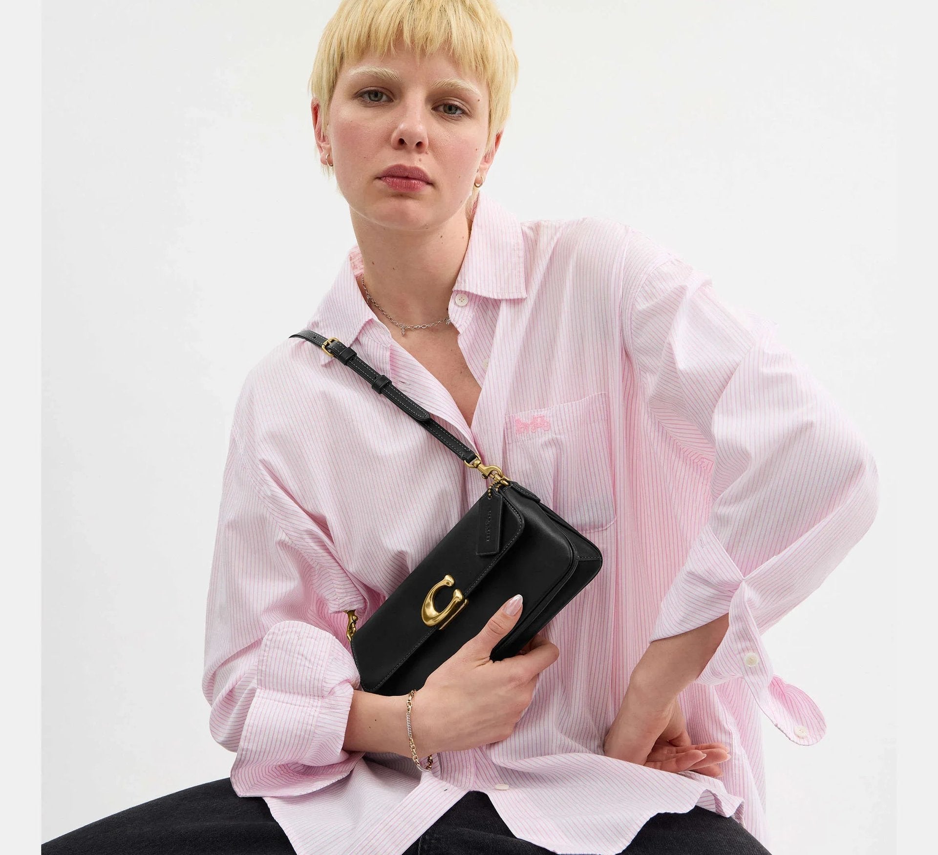 Coach Jet Shoulder Bag – Brass/Black - Sneaker Türkiye