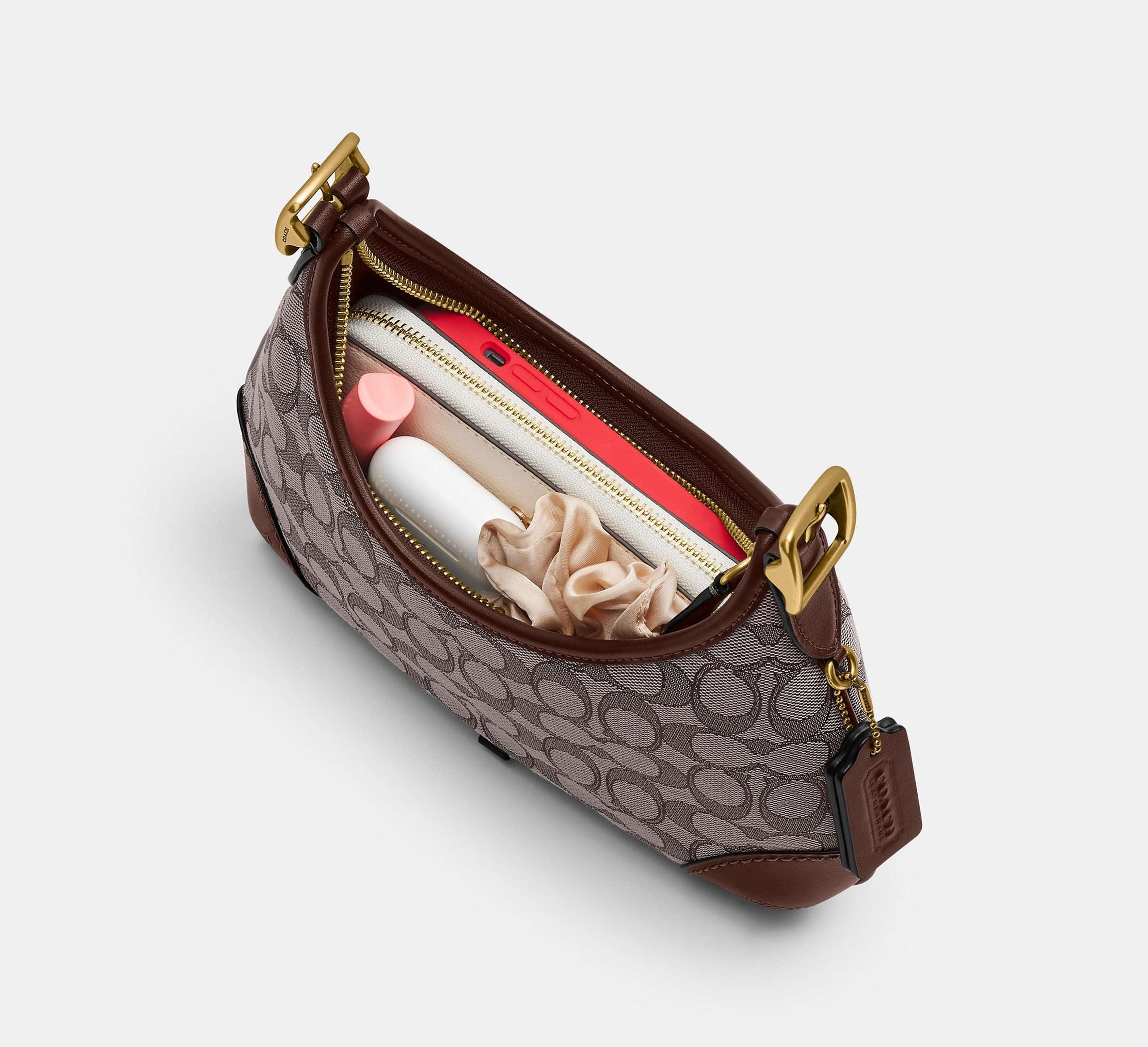 Coach Hamptons Hobo Bag In Signature Jacquard – Brass/Oak Maple - Sneaker Türkiye