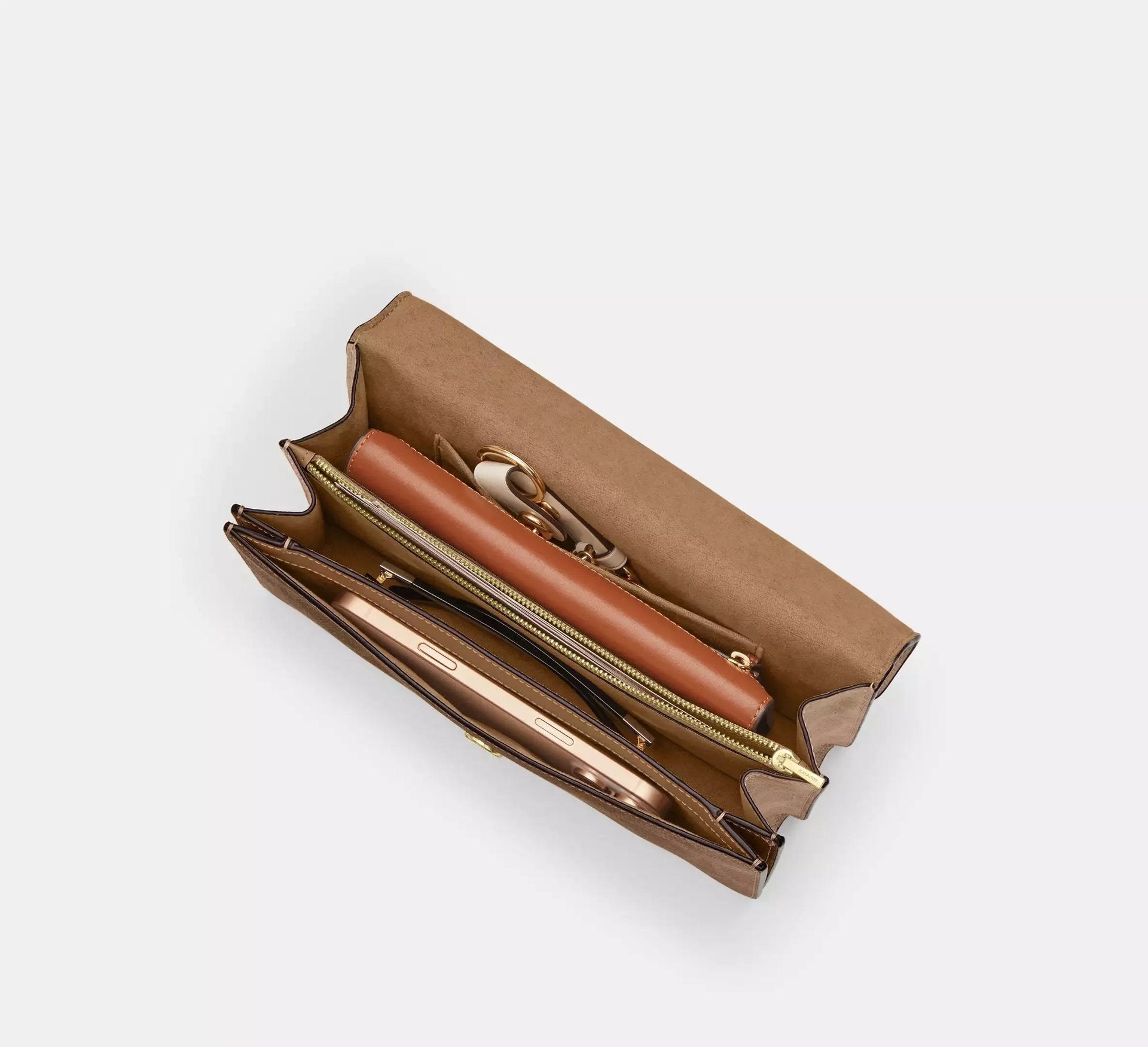 Coach Klare Envelope Crossbody Bag In Blocked Signature – Gold/Walnut/Tan - Sneaker Türkiye