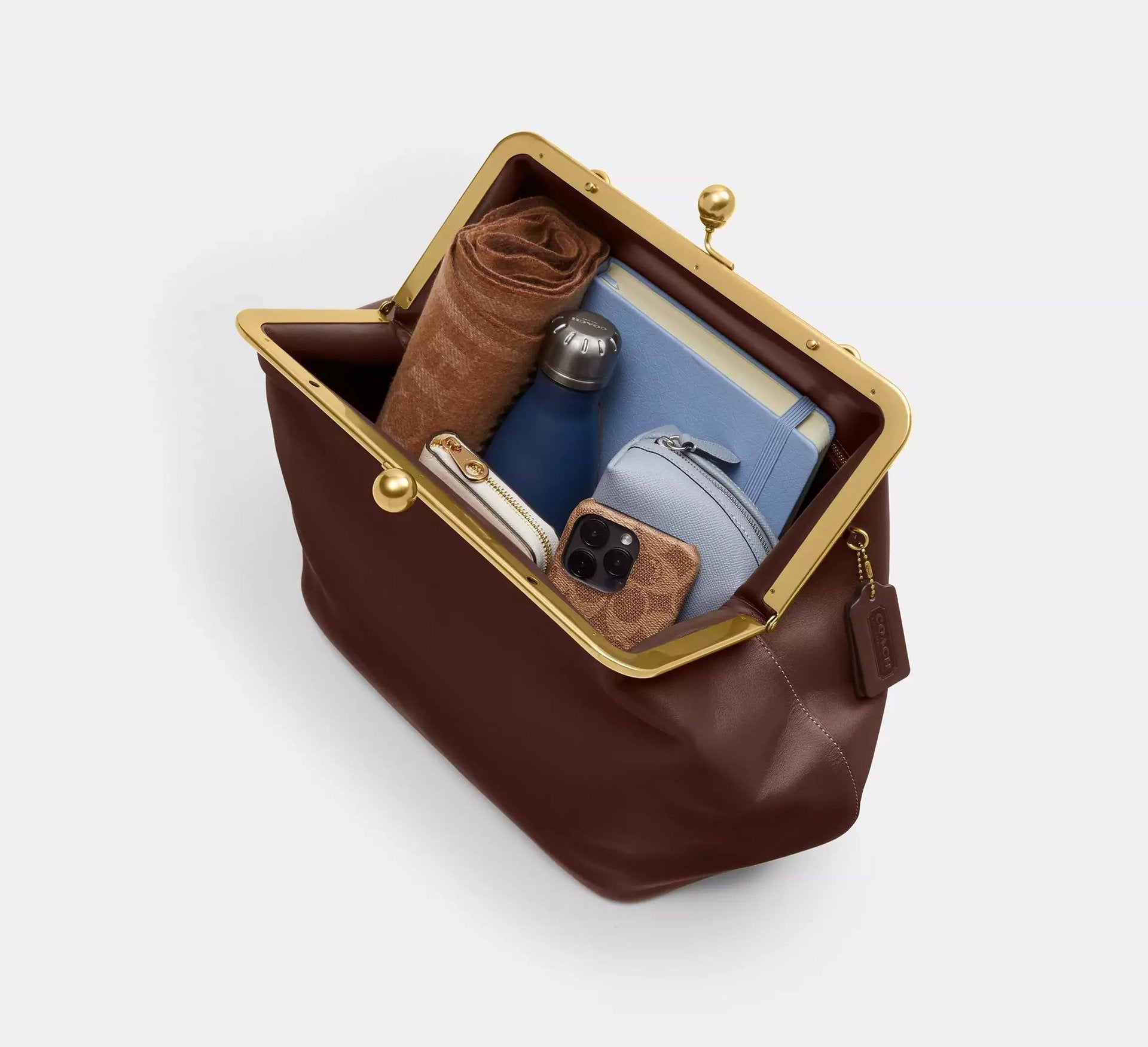 Coach Large Kisslock Frame Bag SEZON – Brass/Dark Brown - Sneaker Türkiye