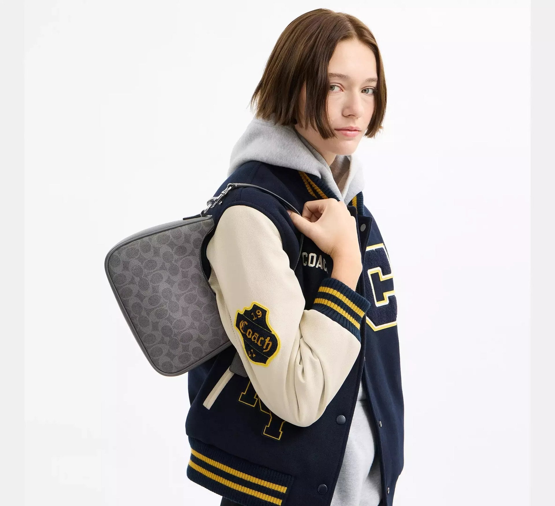 Coach Nolan Hobo Bag In Signature – Grey Signature - Sneaker Türkiye