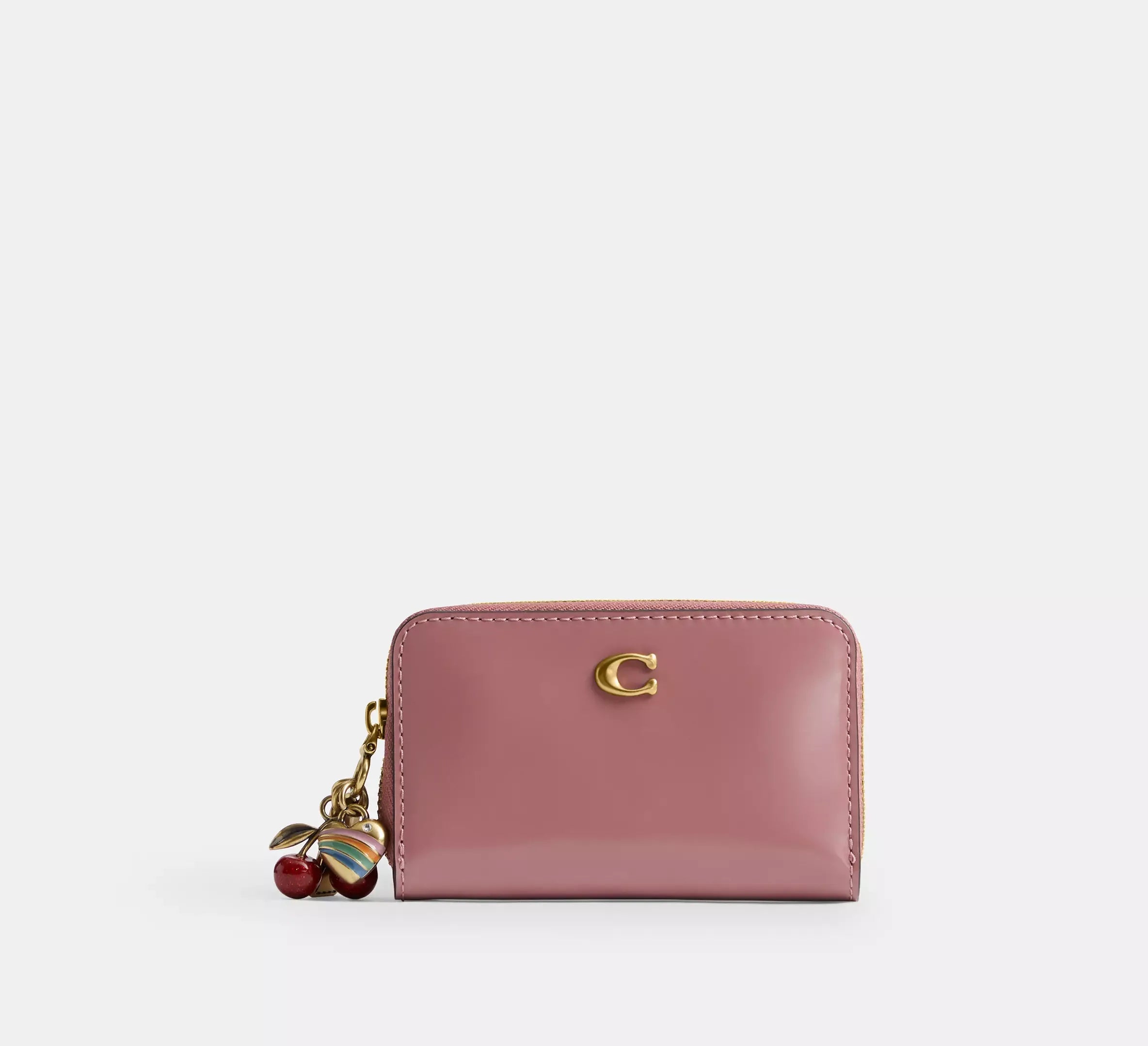 Coach Essential Small Zip Around Card Case With Charms – Brass/Peony - Sneaker Türkiye