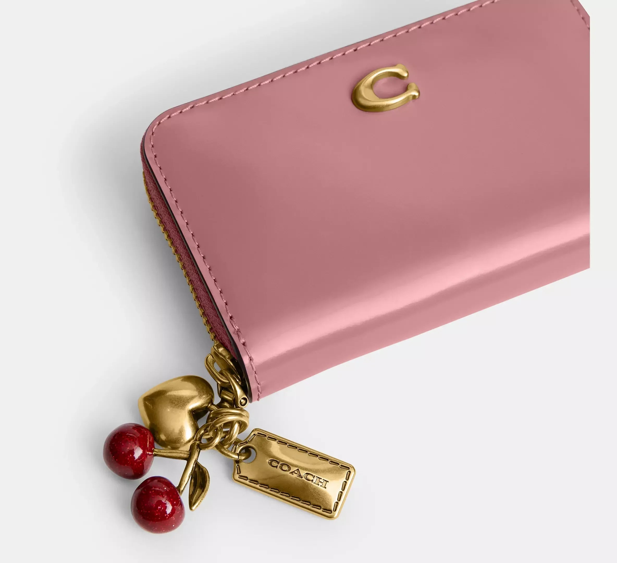 Coach Essential Small Zip Around Card Case With Charms – Brass/Peony - Sneaker Türkiye