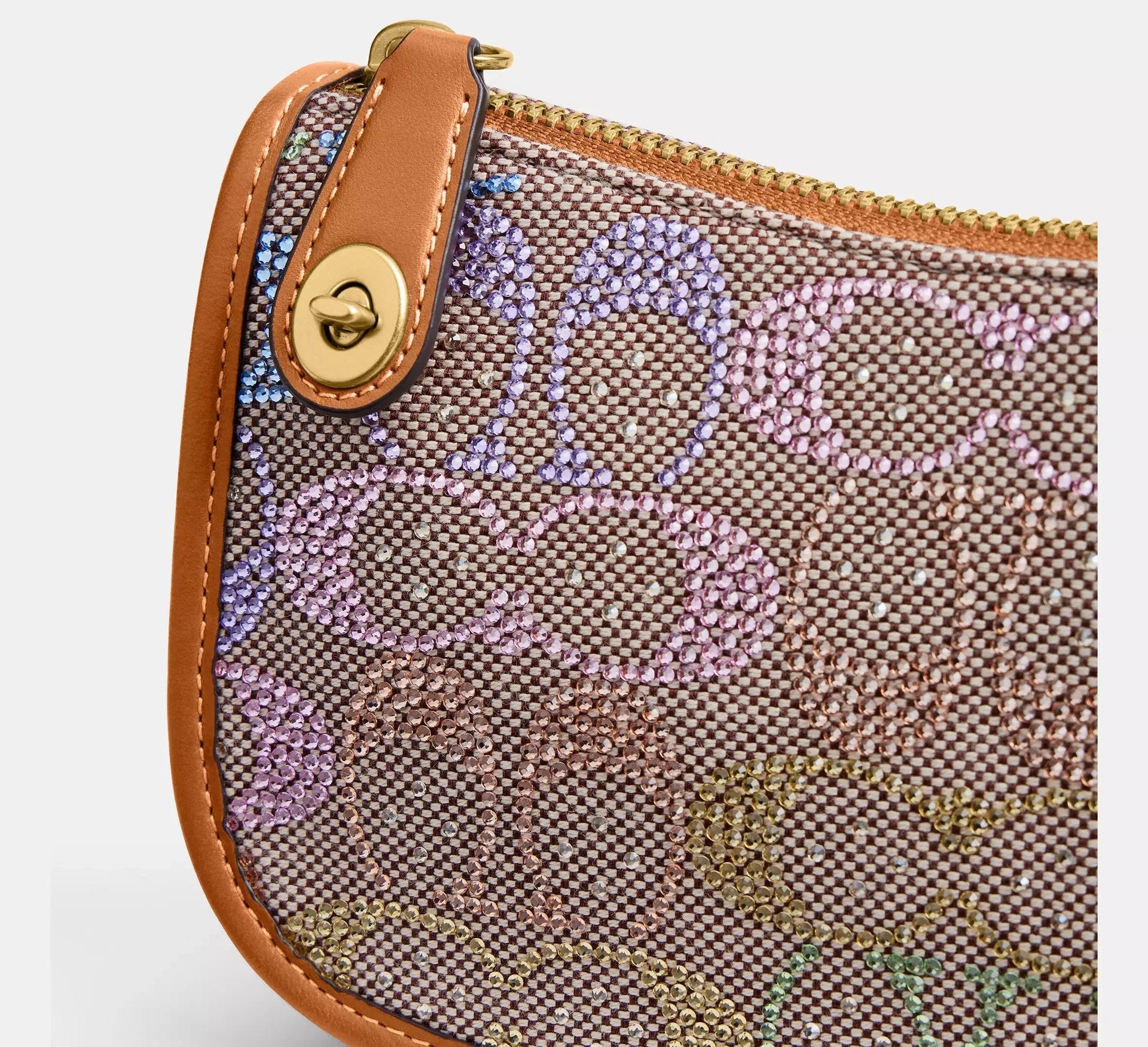 Coach Swinger Bag 20 With Chain In Crystal Signature Jacquard SEZON – Brass/Rainbow Multi - Sneaker Türkiye