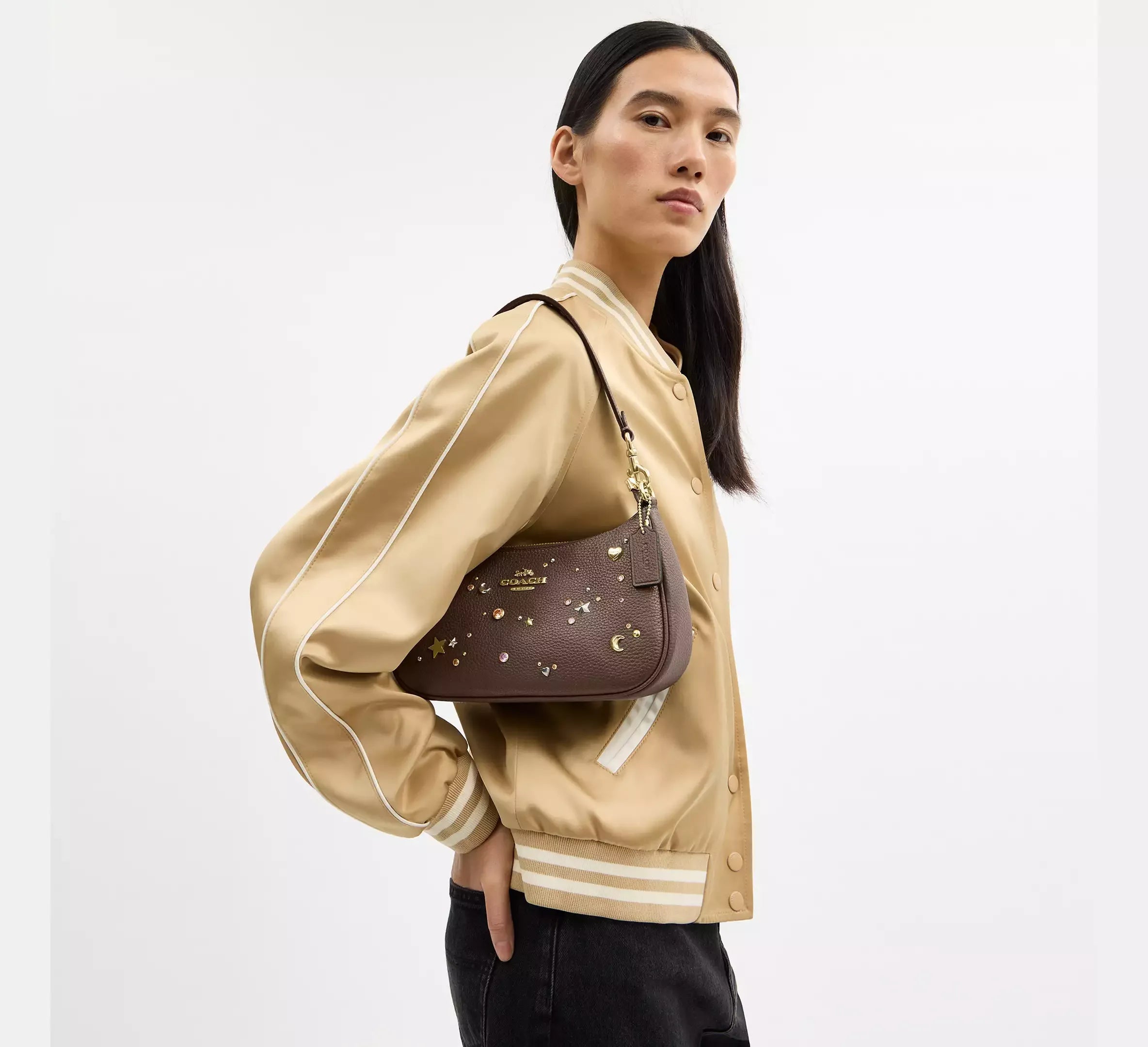 Coach Teri Shoulder Bag With Rivets – Gold/Dark Stone - Sneaker Türkiye