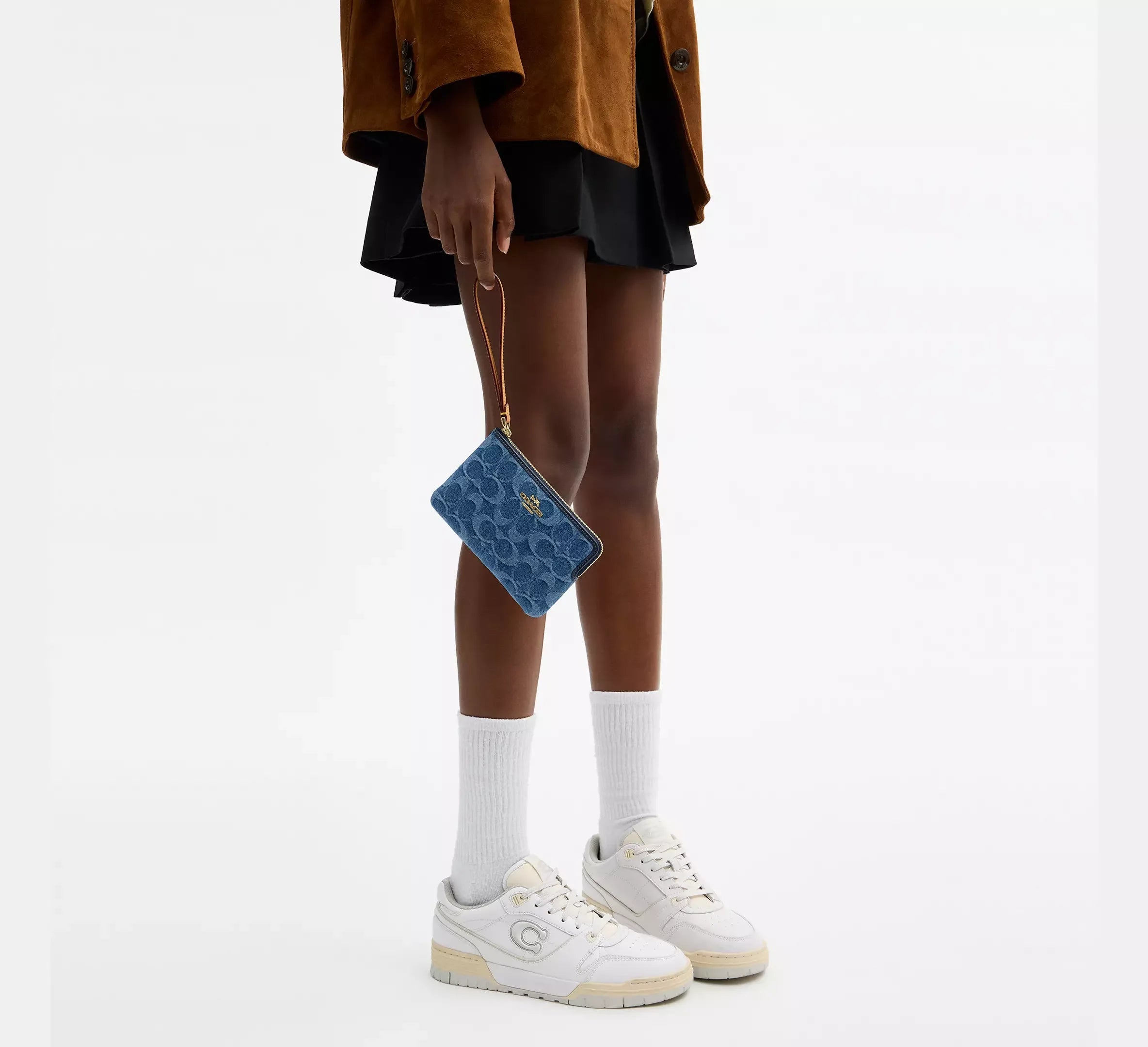 Coach Corner Zip Wristlet In Signature Denim – Gold/Indigo - Sneaker Türkiye