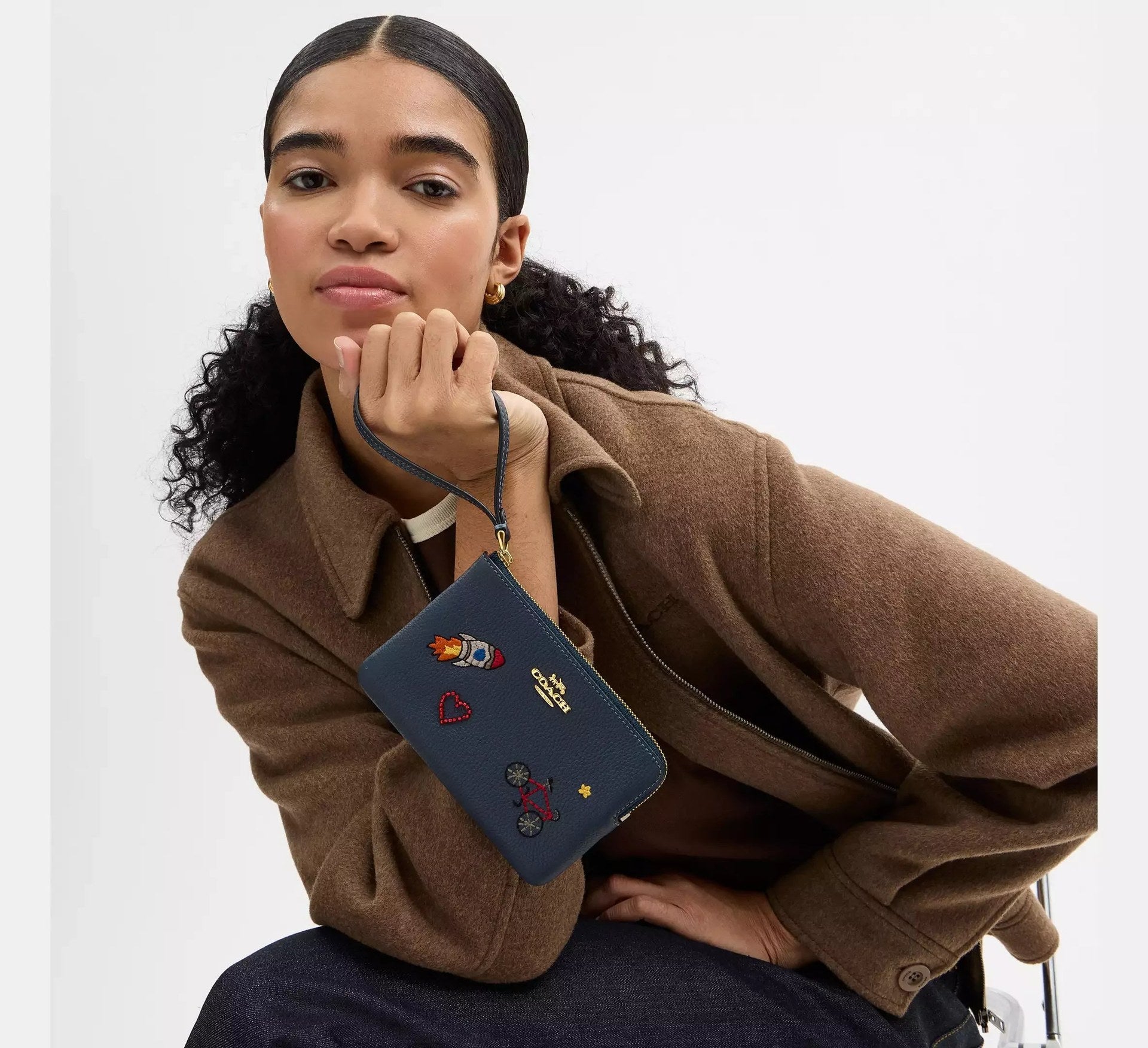 Coach Corner Zip Wristlet – Gold/Dark Denim - Sneaker Türkiye