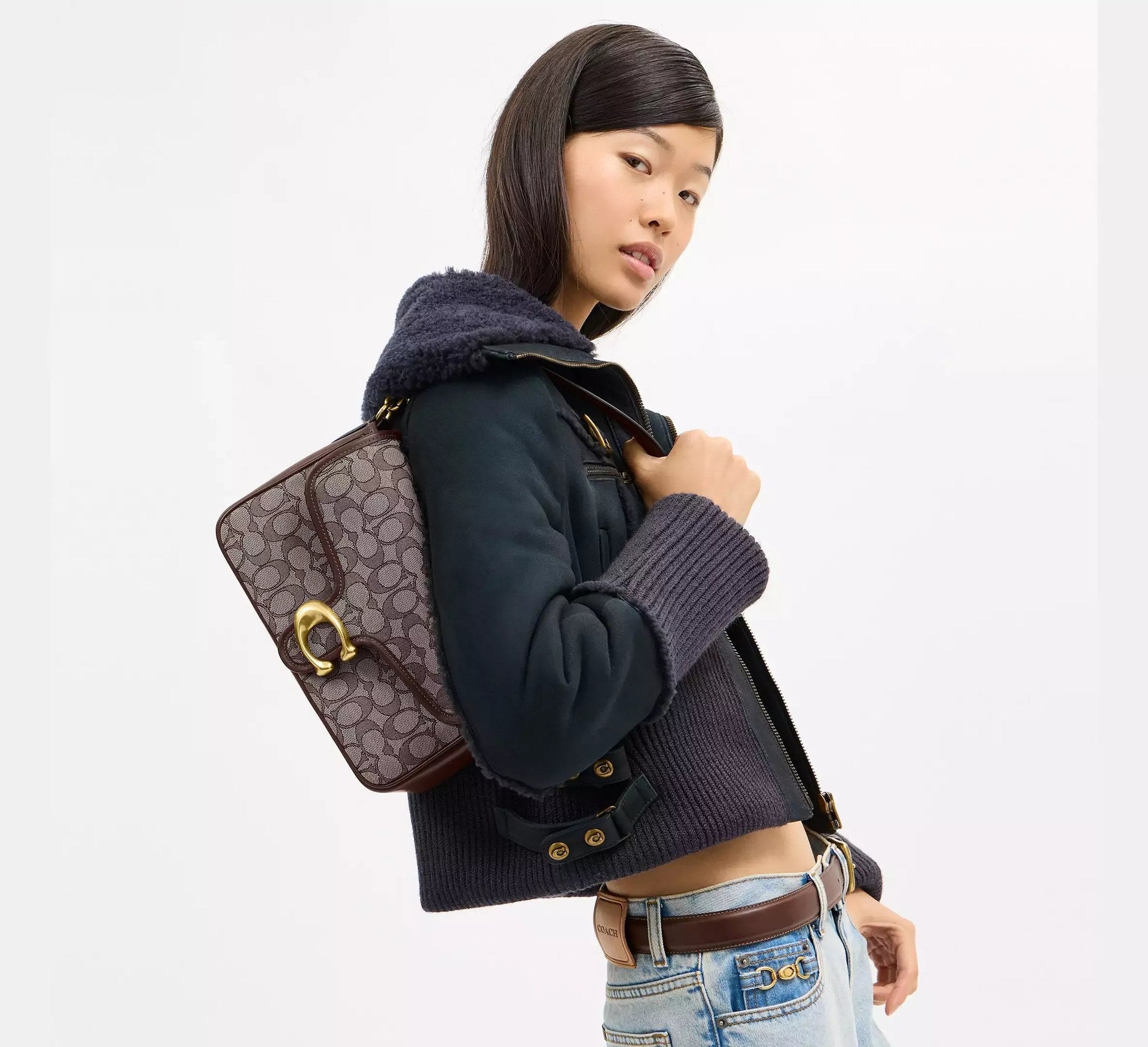 Coach Soft Tabby Shoulder Bag In Signature Jacquard – Brass/Oak Maple - Sneaker Türkiye