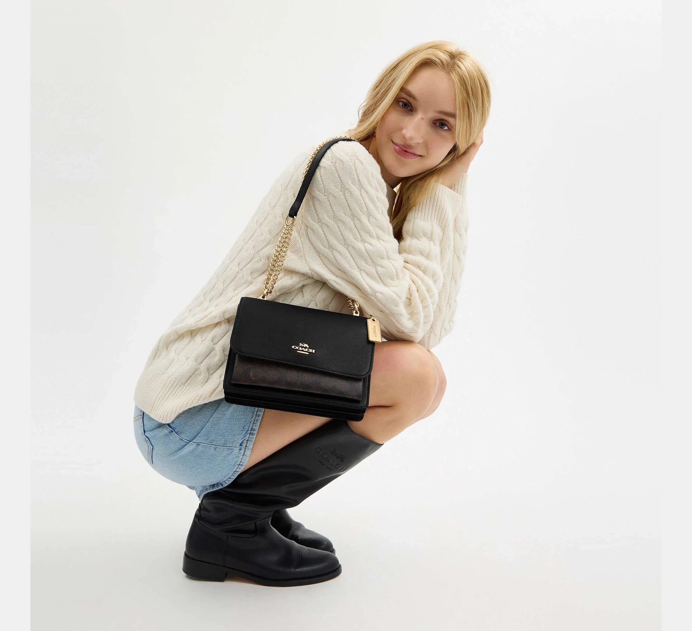 Coach Klare Crossbody Bag In Signature – Gold/Walnut/Black - Sneaker Türkiye