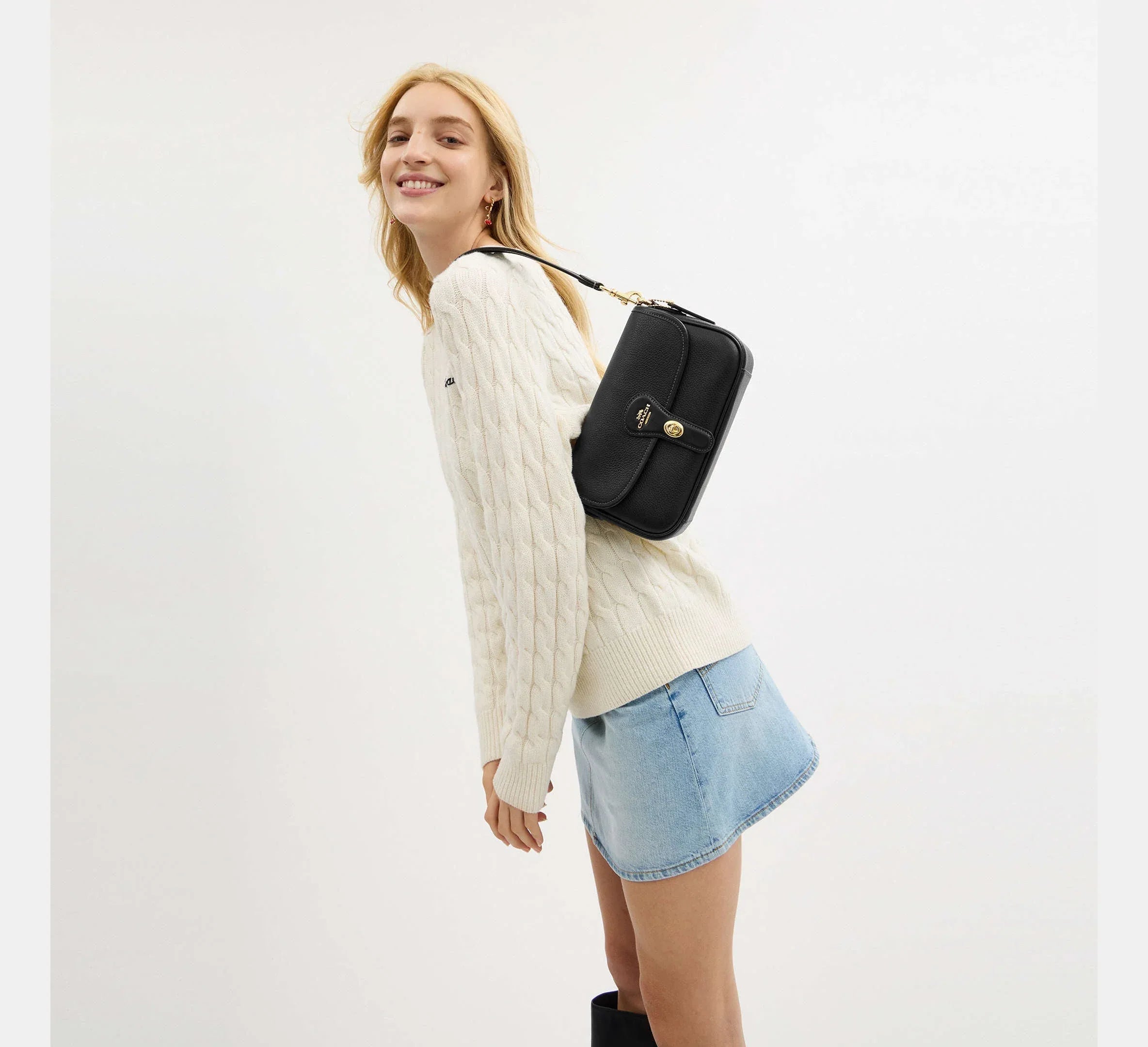 Coach Hadley Shoulder Bag – Gold/Black - Sneaker Türkiye